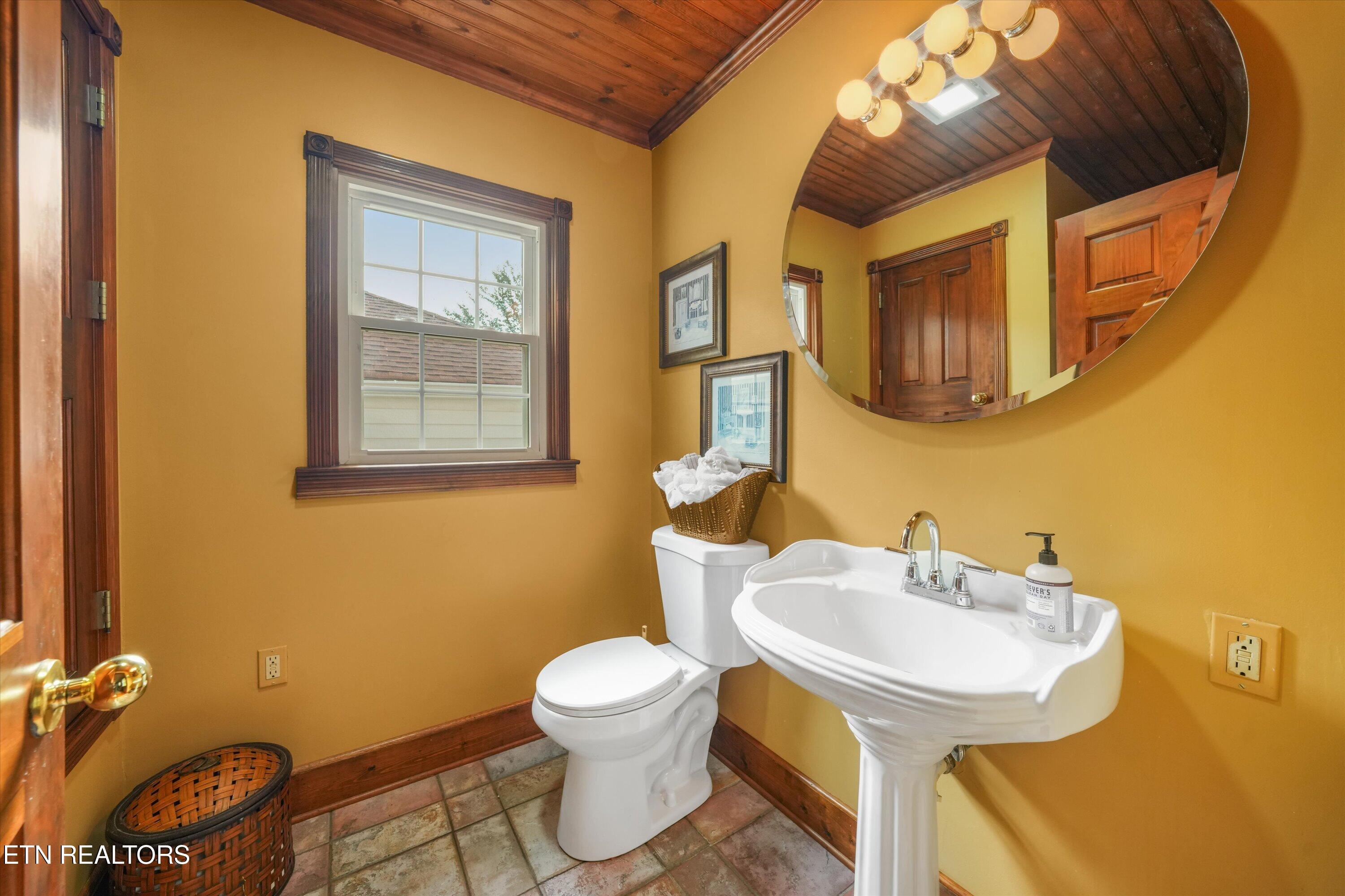 4116 Tazewell Pike Knoxville TN 37918