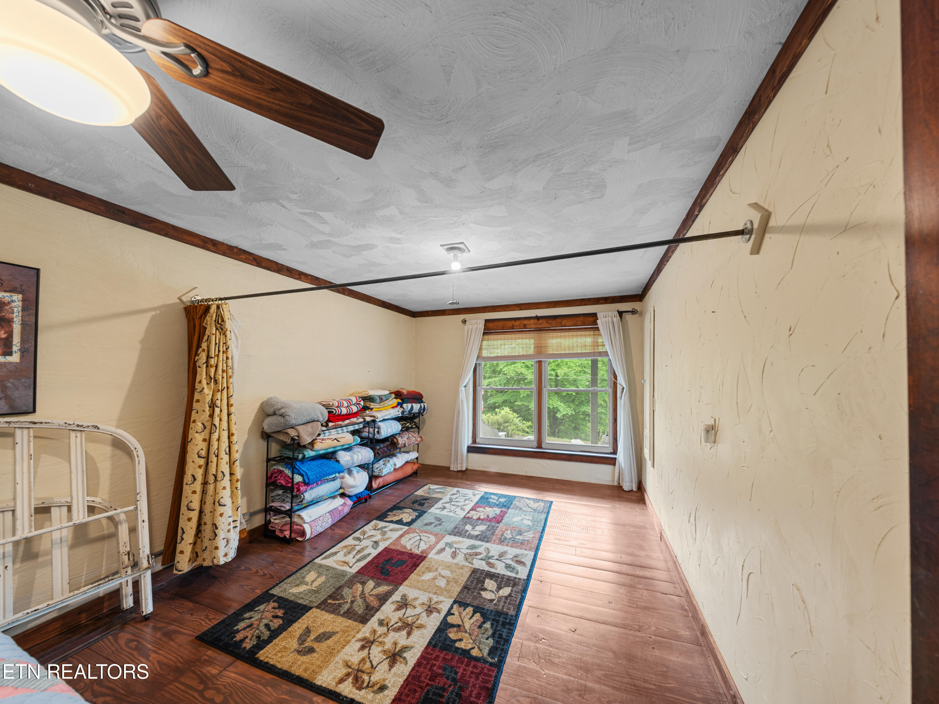 410 Lakeview Drive Sharps Chapel TN 37866