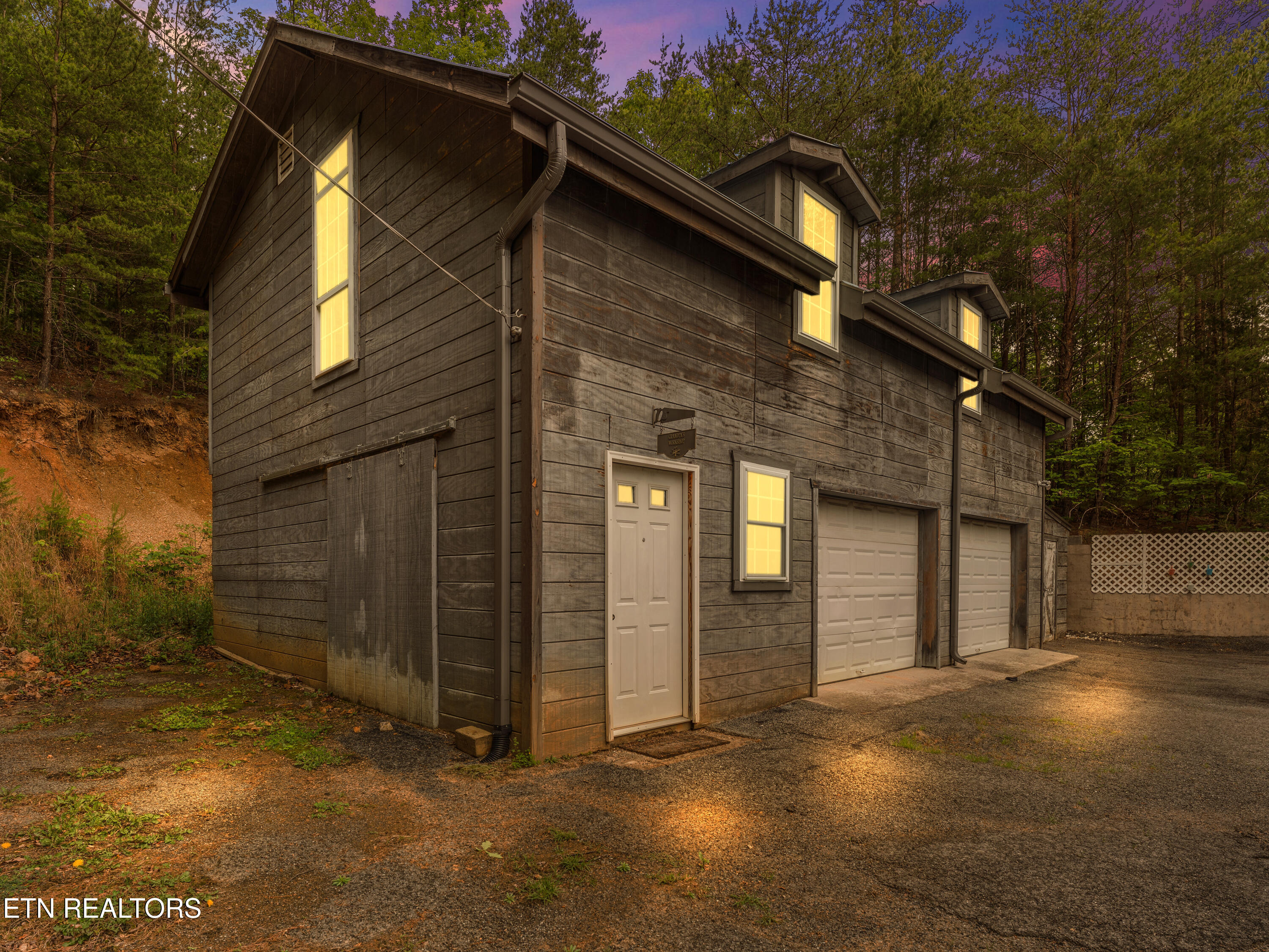 410 Lakeview Drive Sharps Chapel TN 37866