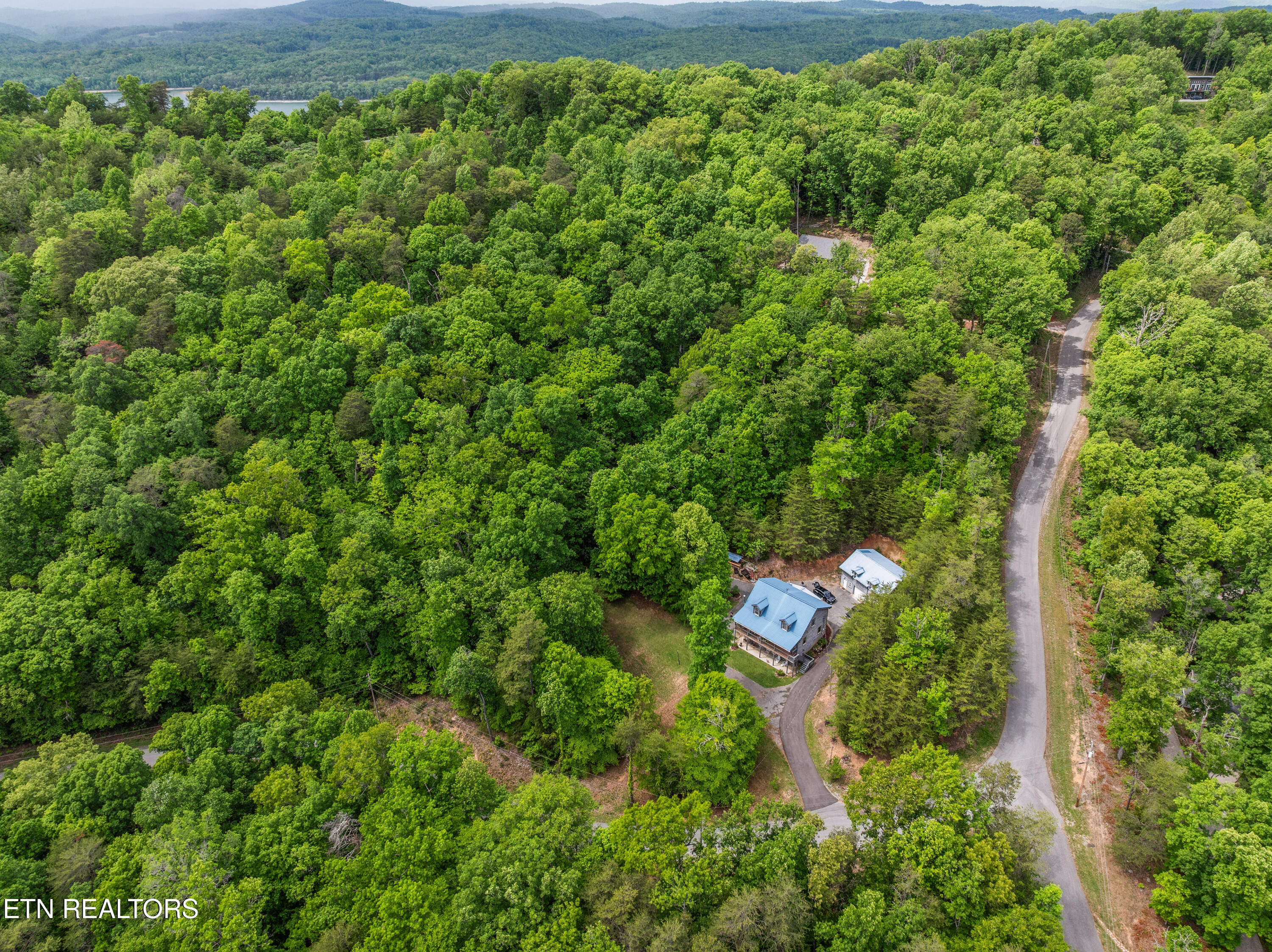 410 Lakeview Drive Sharps Chapel TN 37866