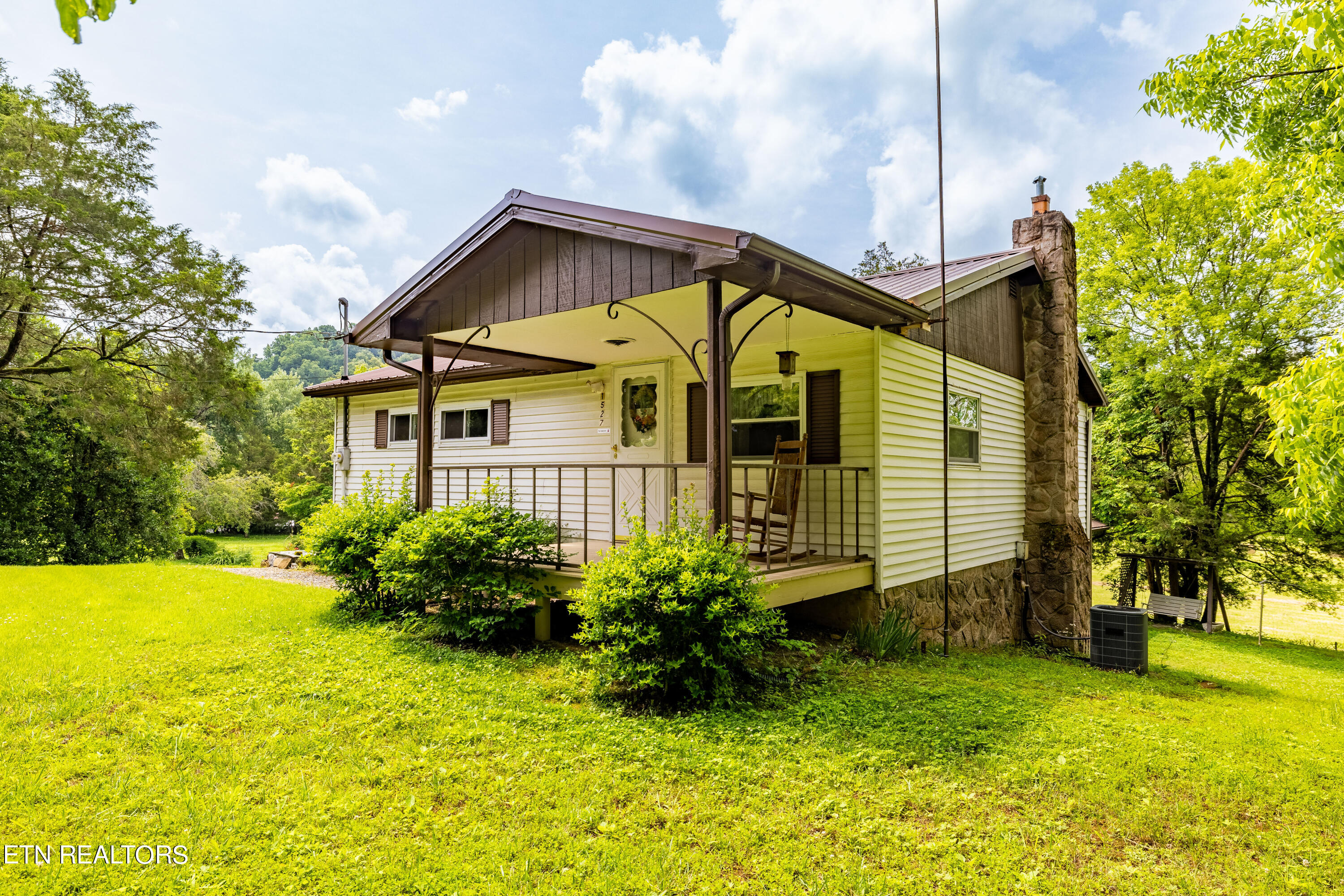 1527 Porter Bridge Road Maryville TN 37803