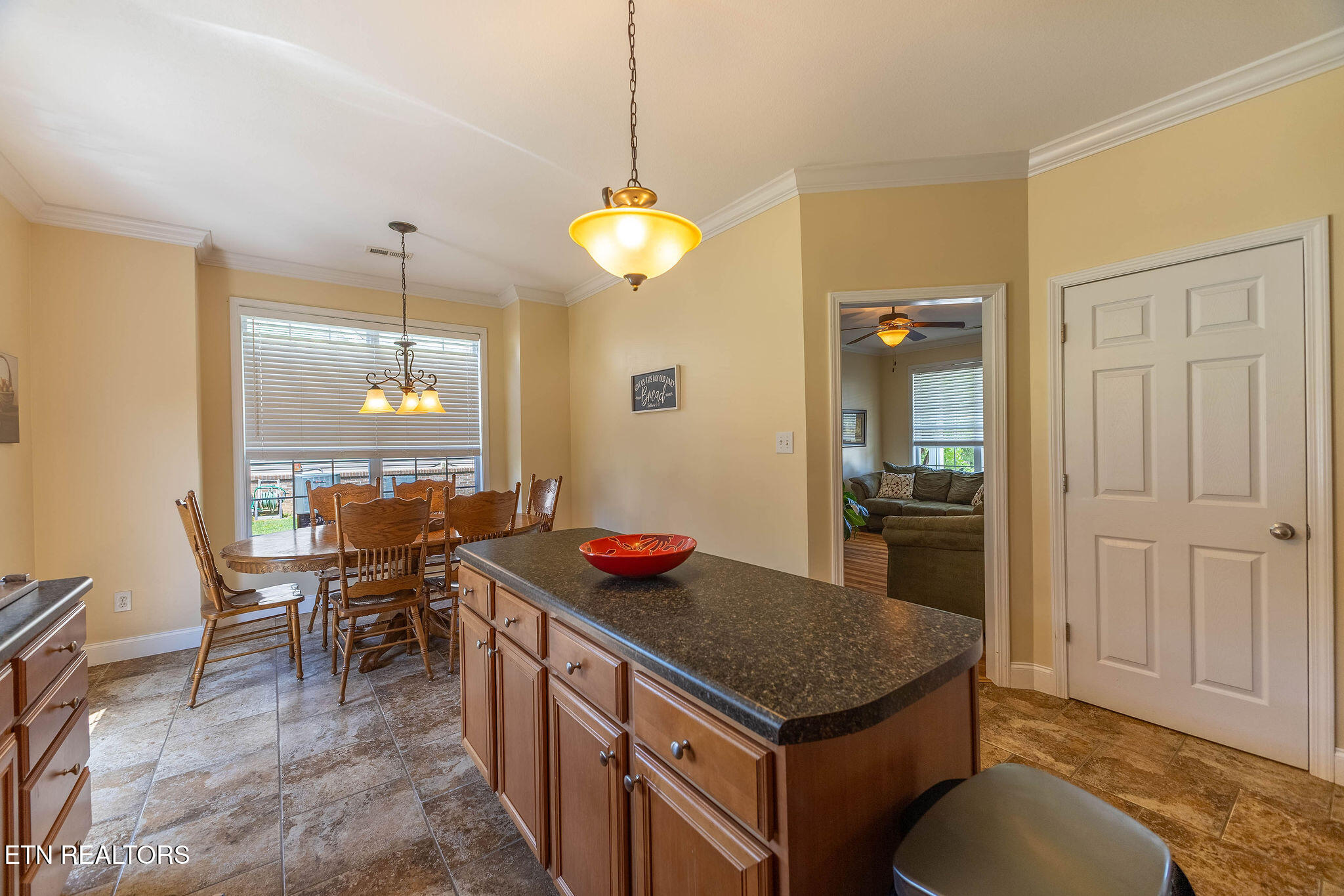 120 E Glenview Drive Lenoir City TN 37771