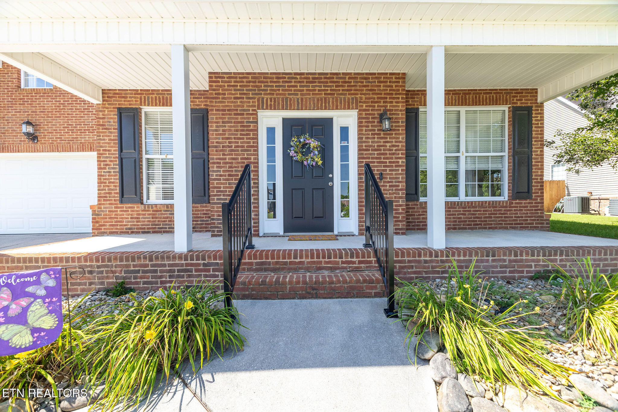 120 E Glenview Drive Lenoir City TN 37771