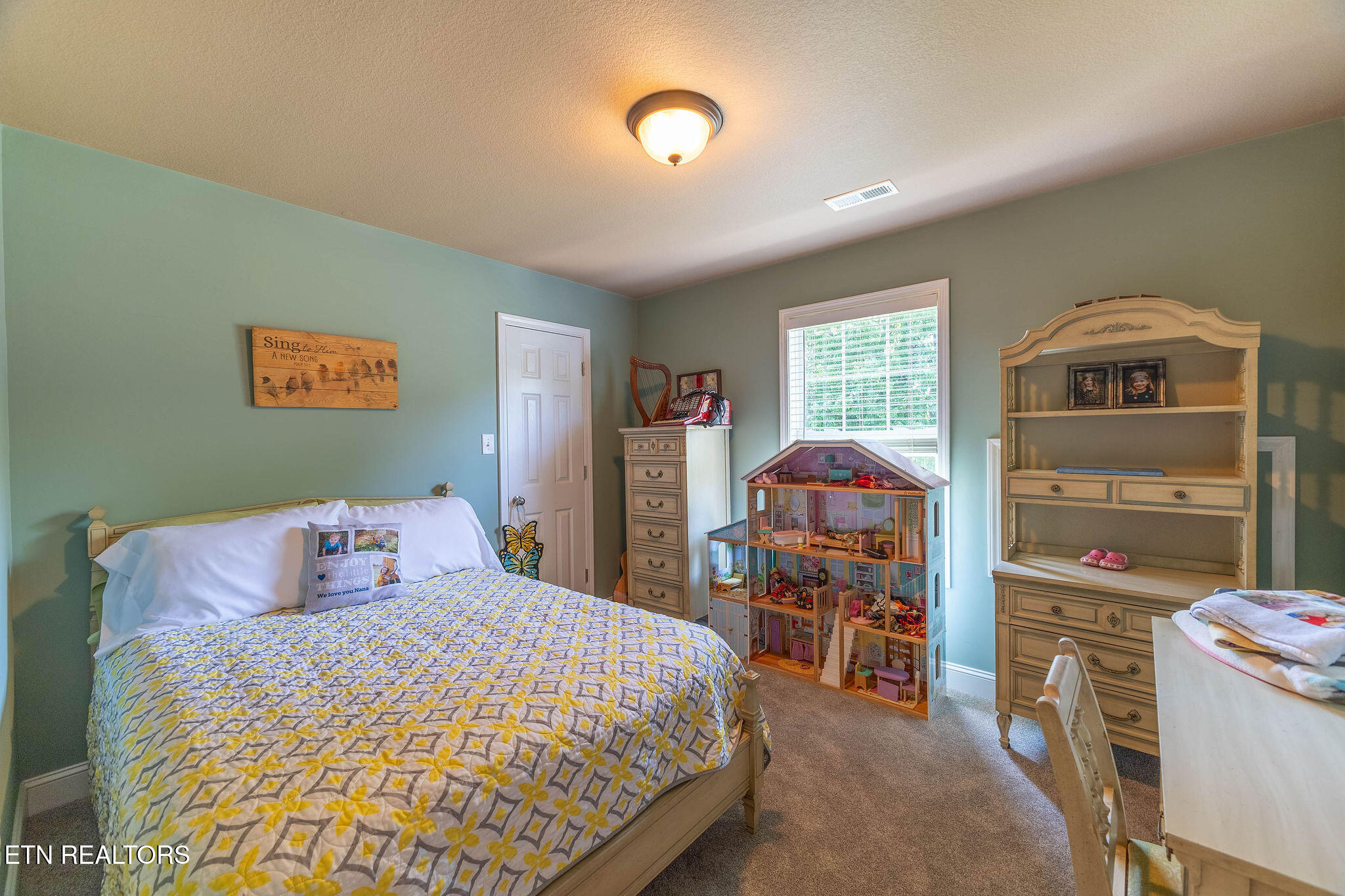 120 E Glenview Drive Lenoir City TN 37771