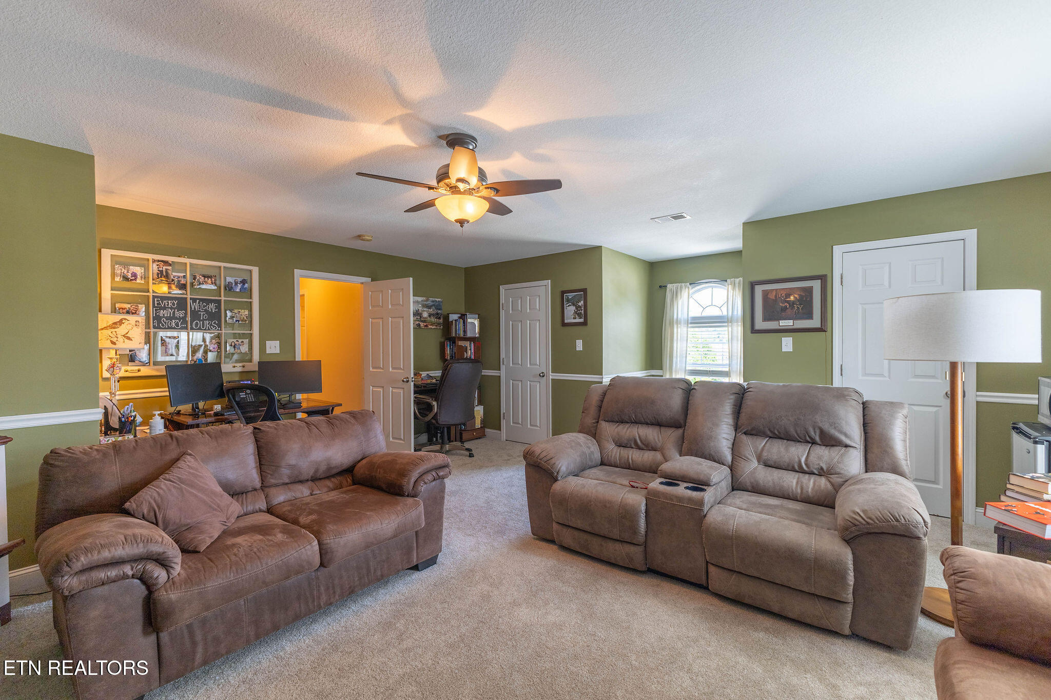 120 E Glenview Drive Lenoir City TN 37771