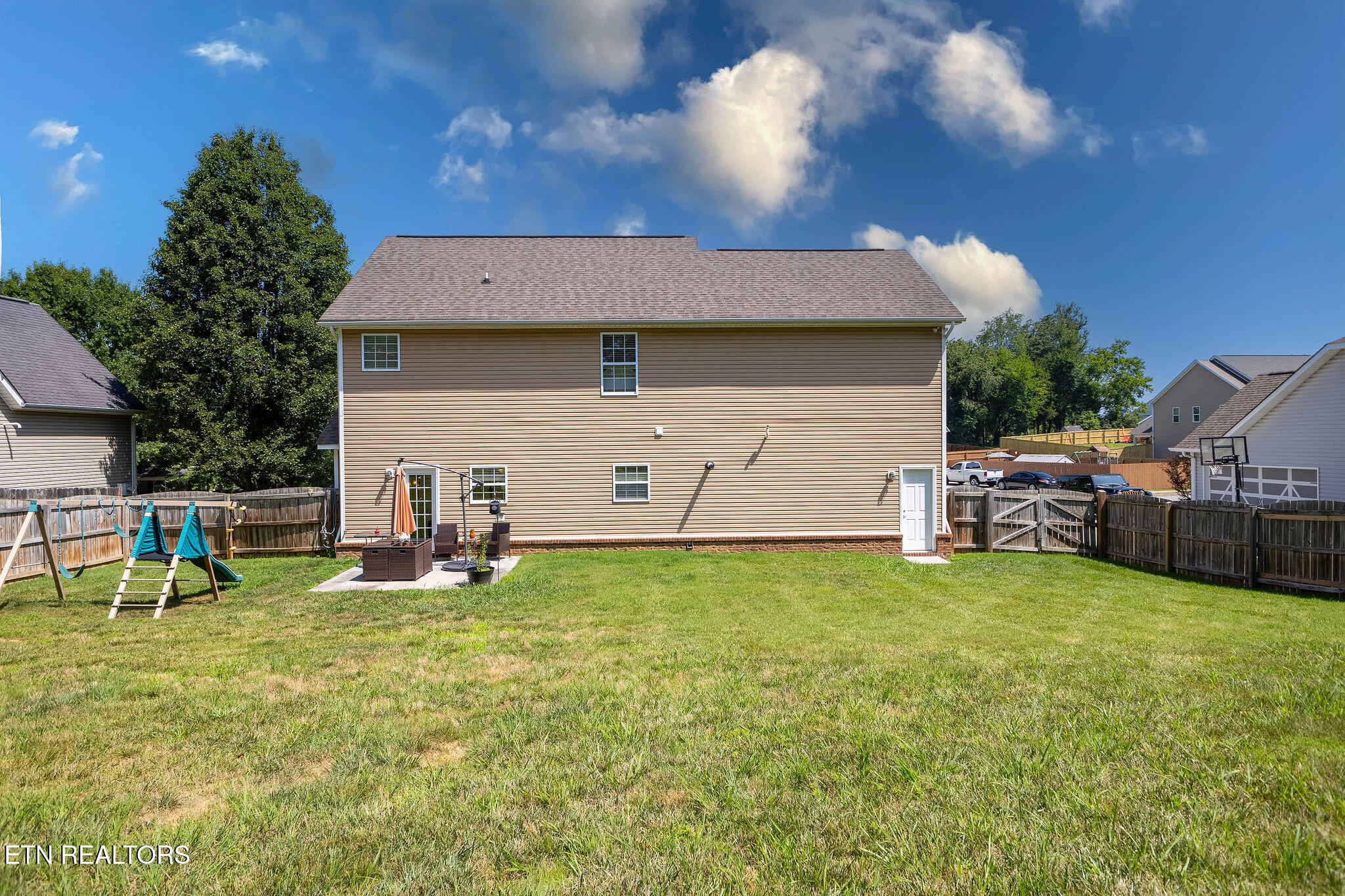 120 E Glenview Drive Lenoir City TN 37771