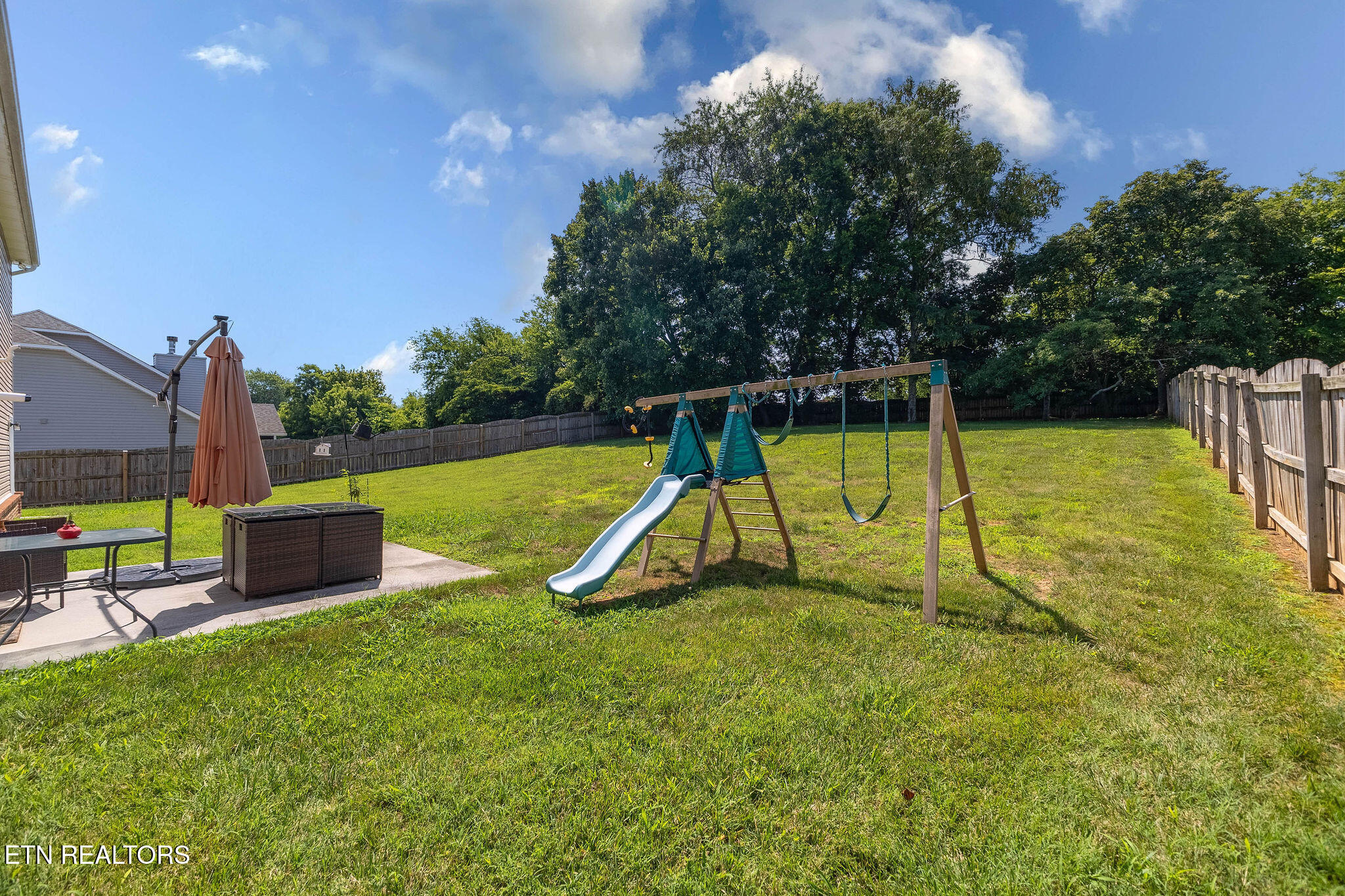 120 E Glenview Drive Lenoir City TN 37771