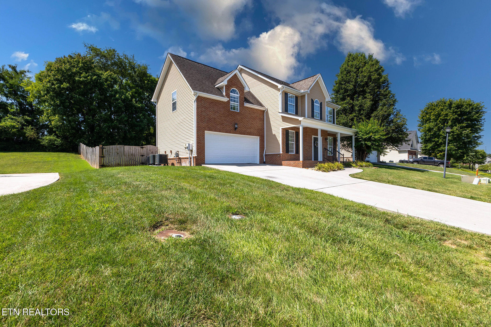 120 E Glenview Drive Lenoir City TN 37771
