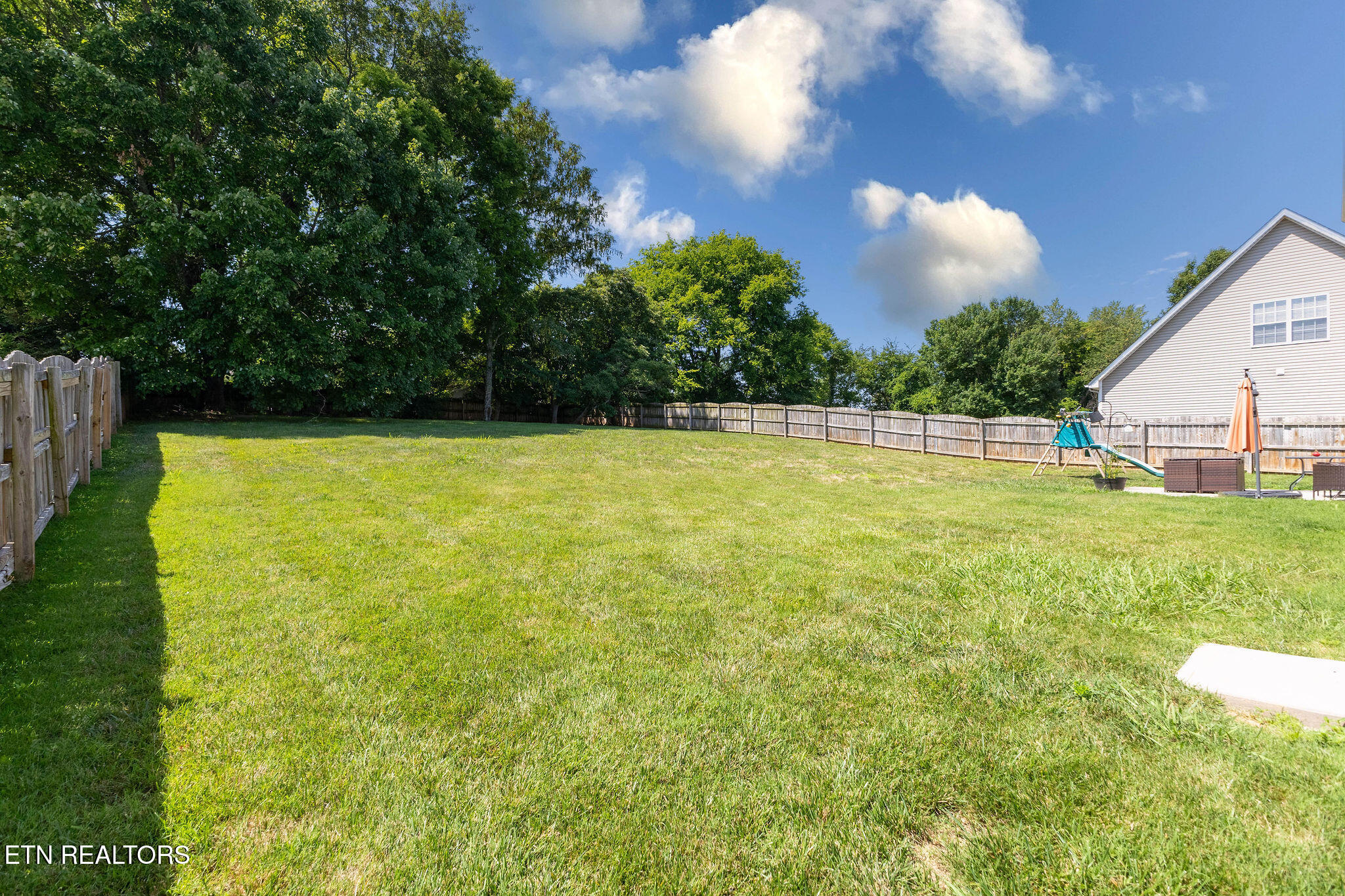 120 E Glenview Drive Lenoir City TN 37771