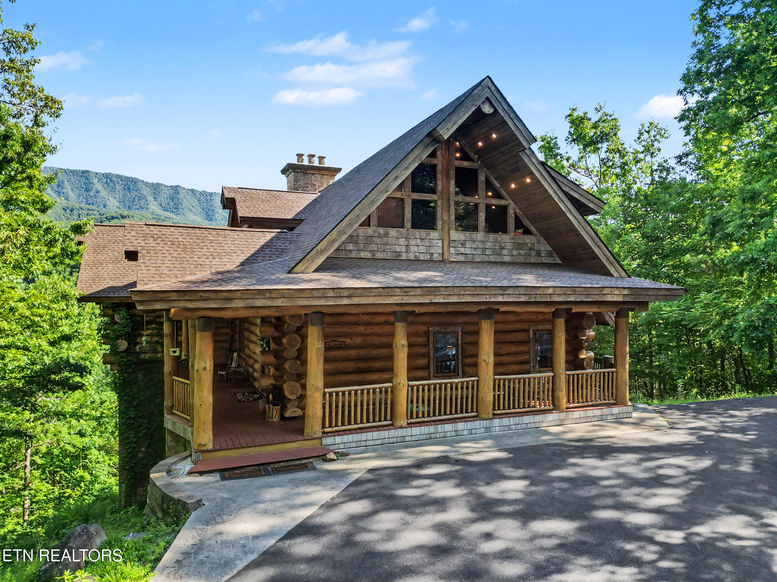 213 Matterhorn Drive Gatlinburg TN 37738