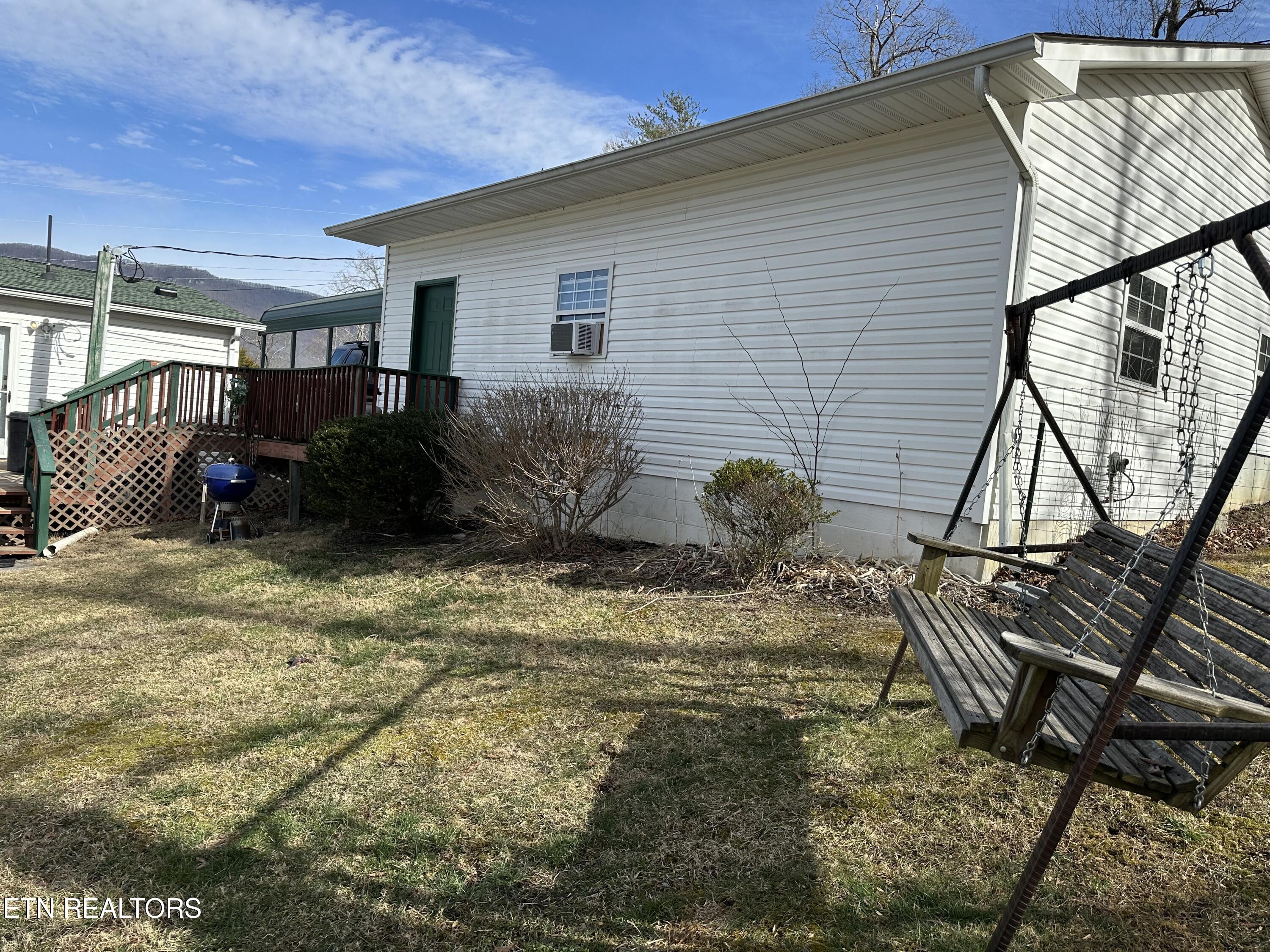 222 E Cumberland Lane Speedwell TN 37870