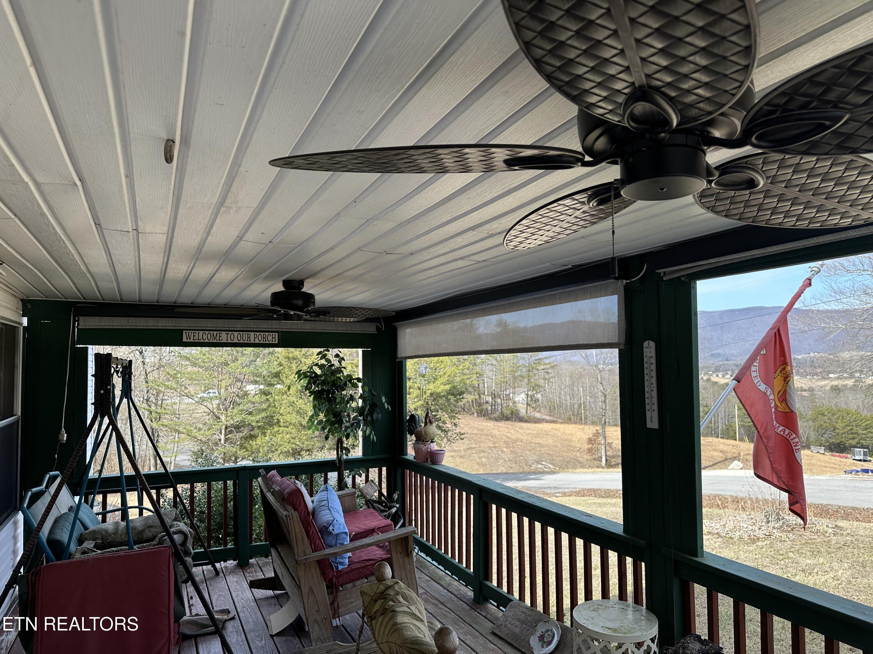 222 E Cumberland Lane Speedwell TN 37870