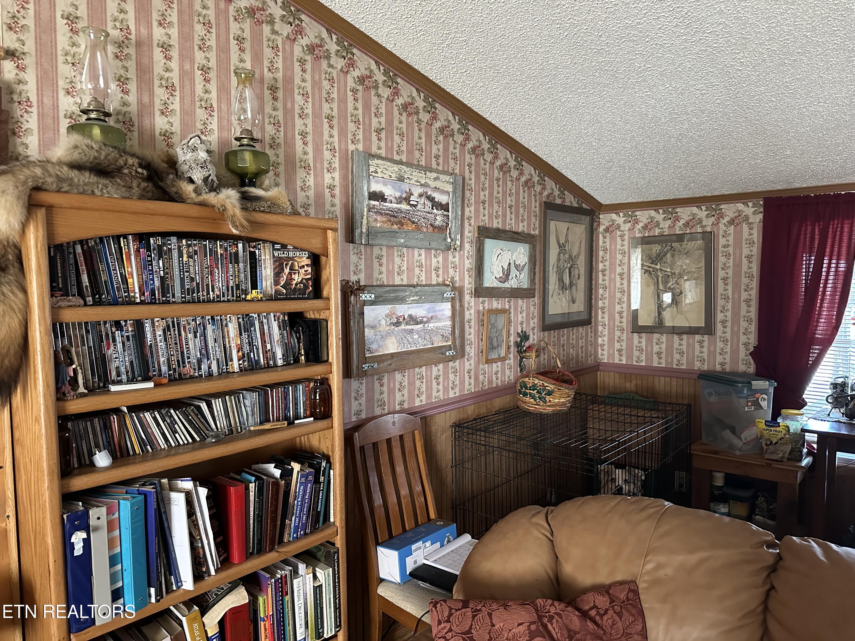 222 E Cumberland Lane Speedwell TN 37870