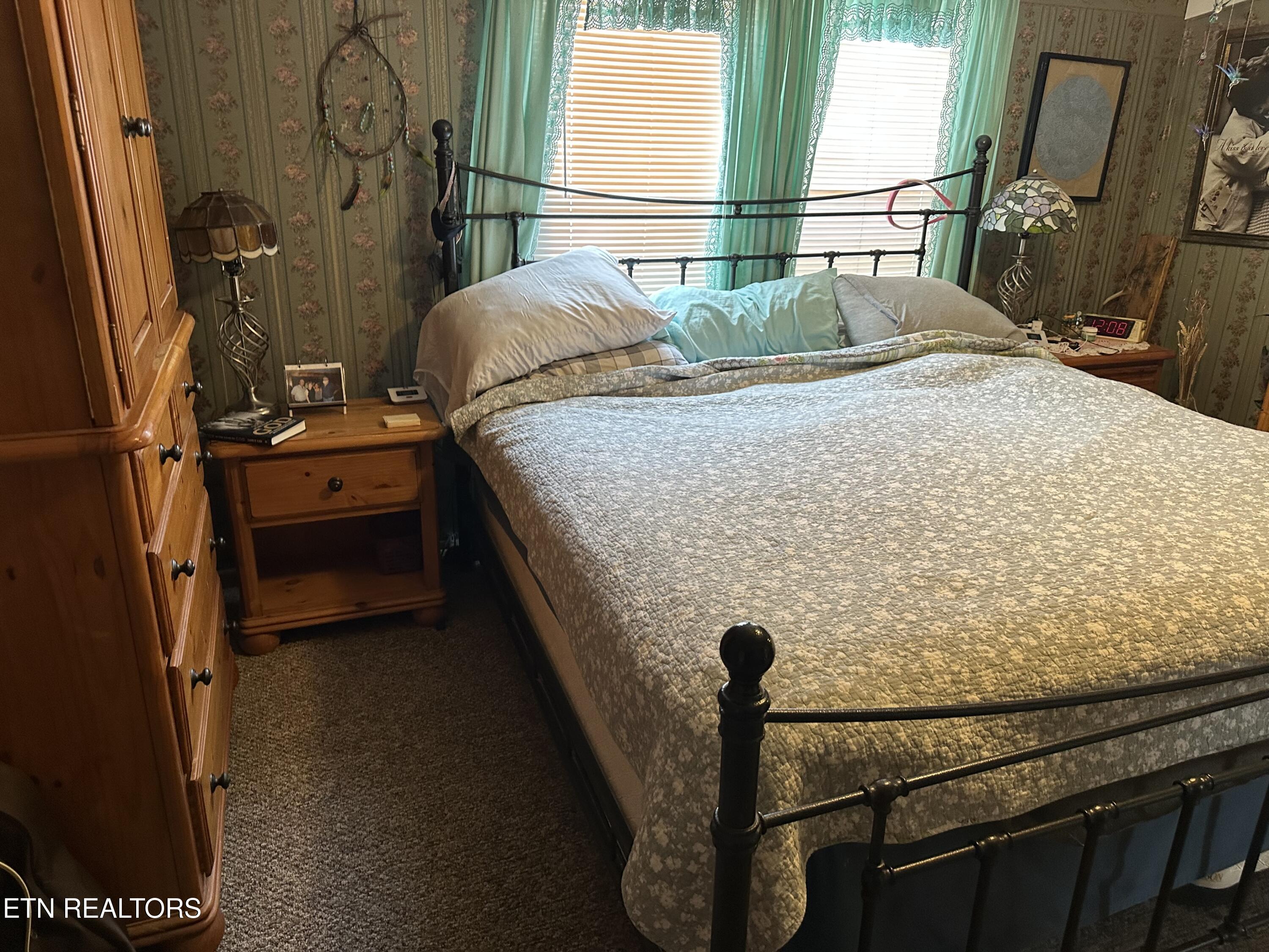 222 E Cumberland Lane Speedwell TN 37870