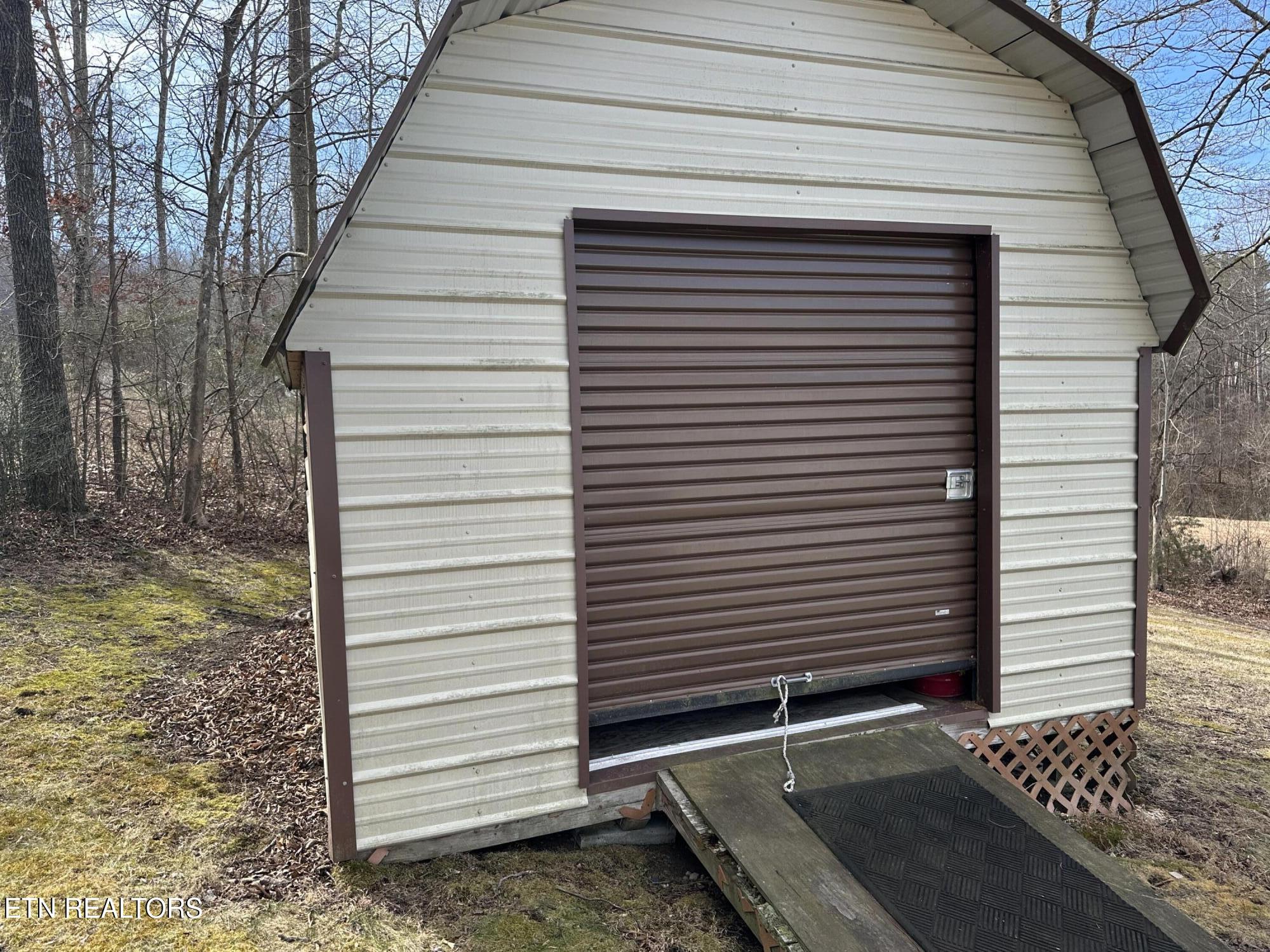 222 E Cumberland Lane Speedwell TN 37870