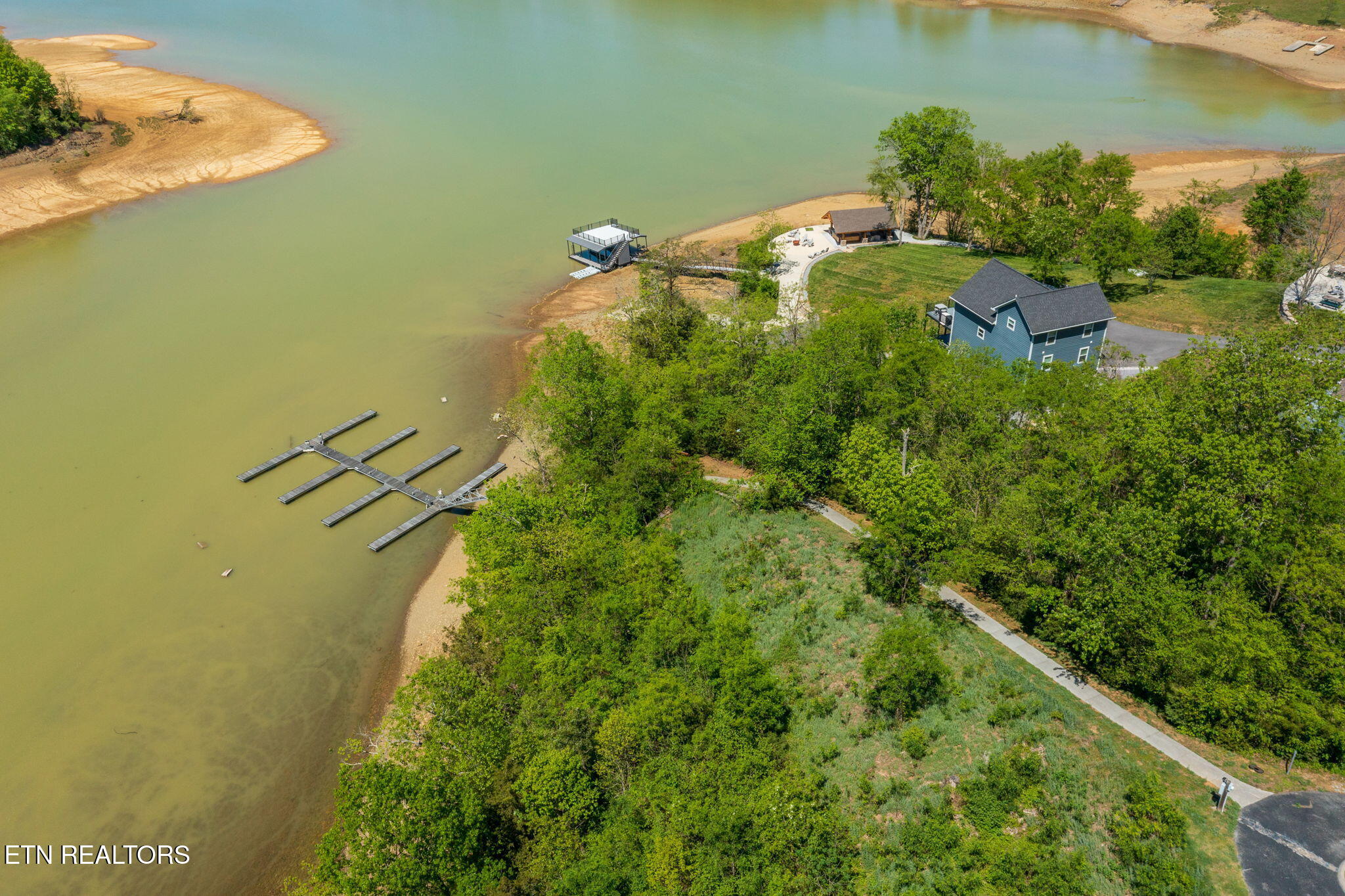 846 Blue Herring Way Sevierville TN 37876