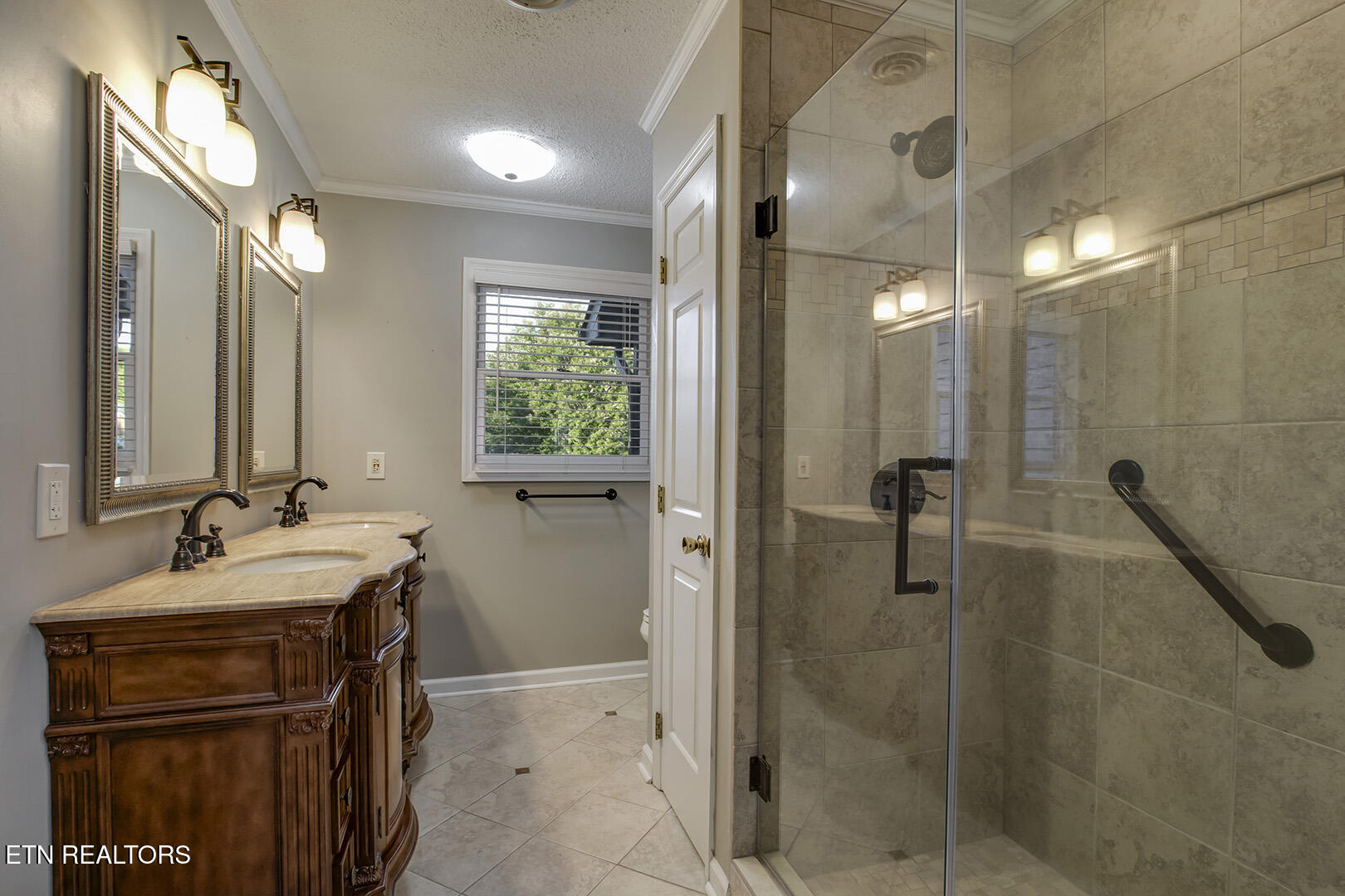 125 Blue Ridge Court Oak Ridge TN 37830