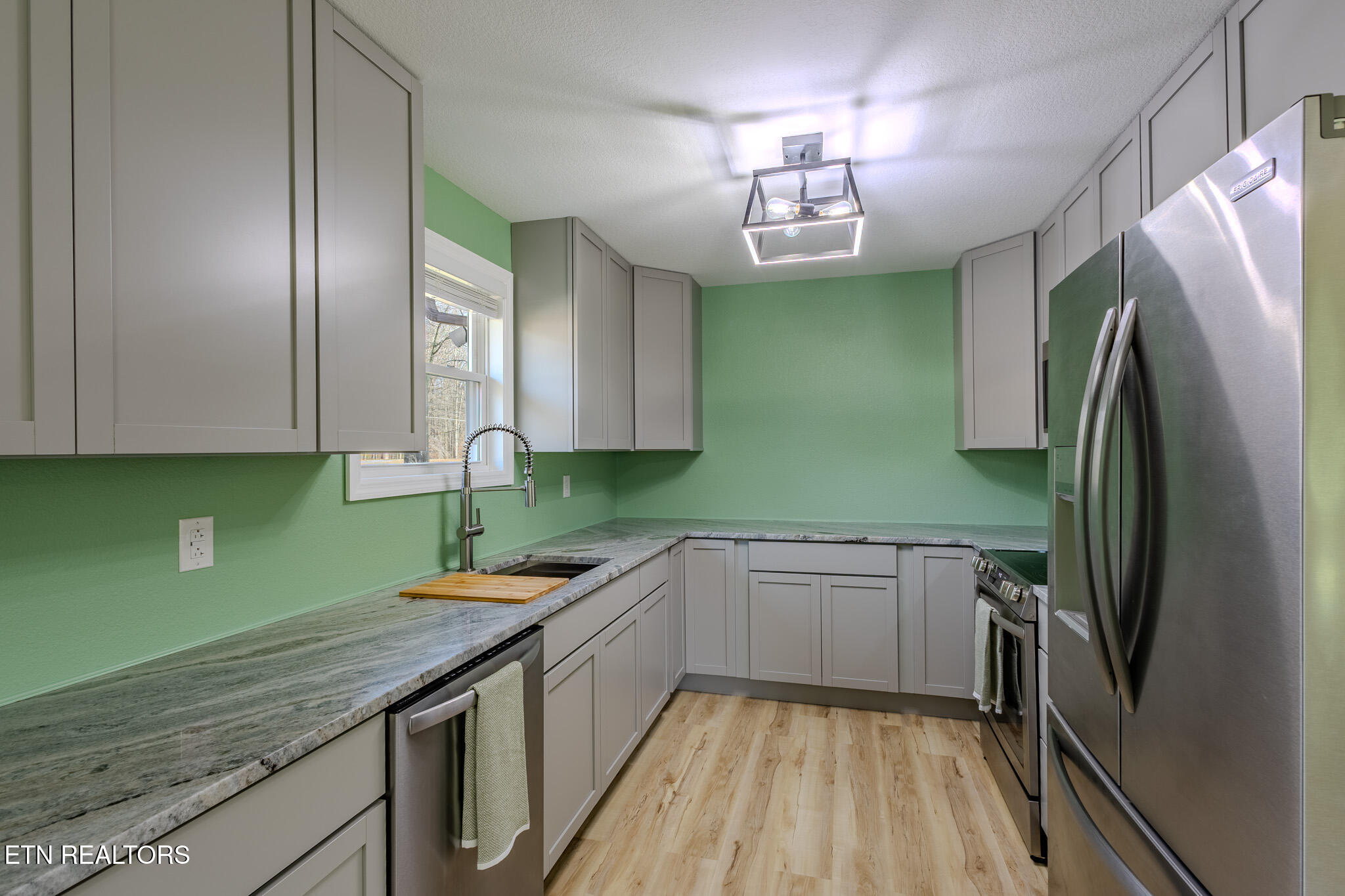 103 Cofer Circle Harriman TN 37748