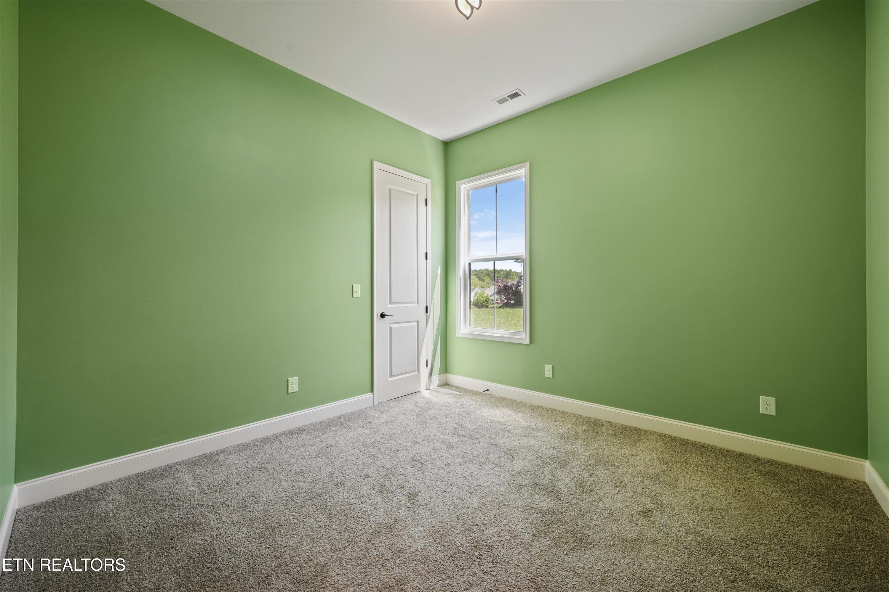 234 Clover Circle Lenoir City TN 37772