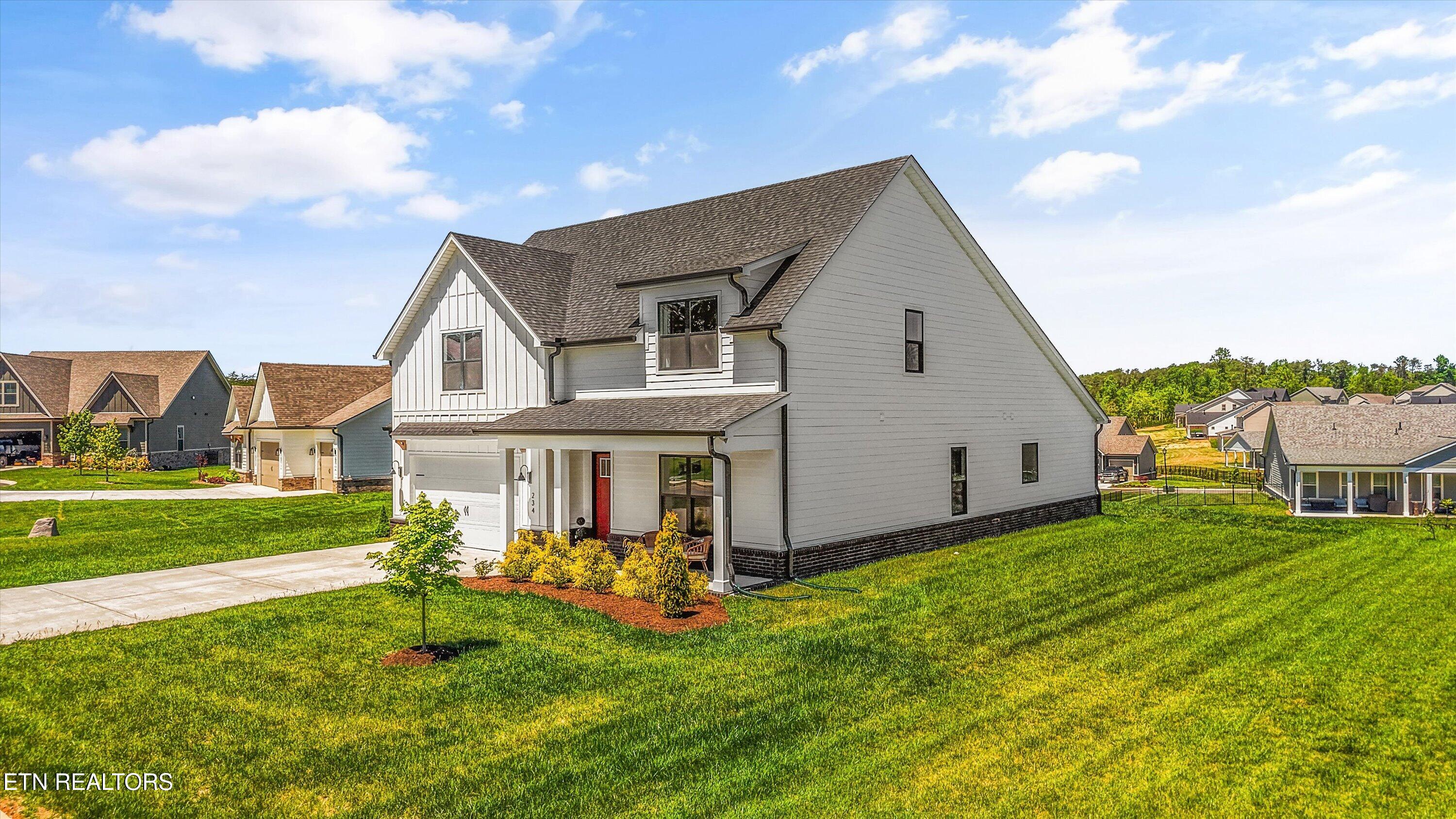 234 Clover Circle Lenoir City TN 37772