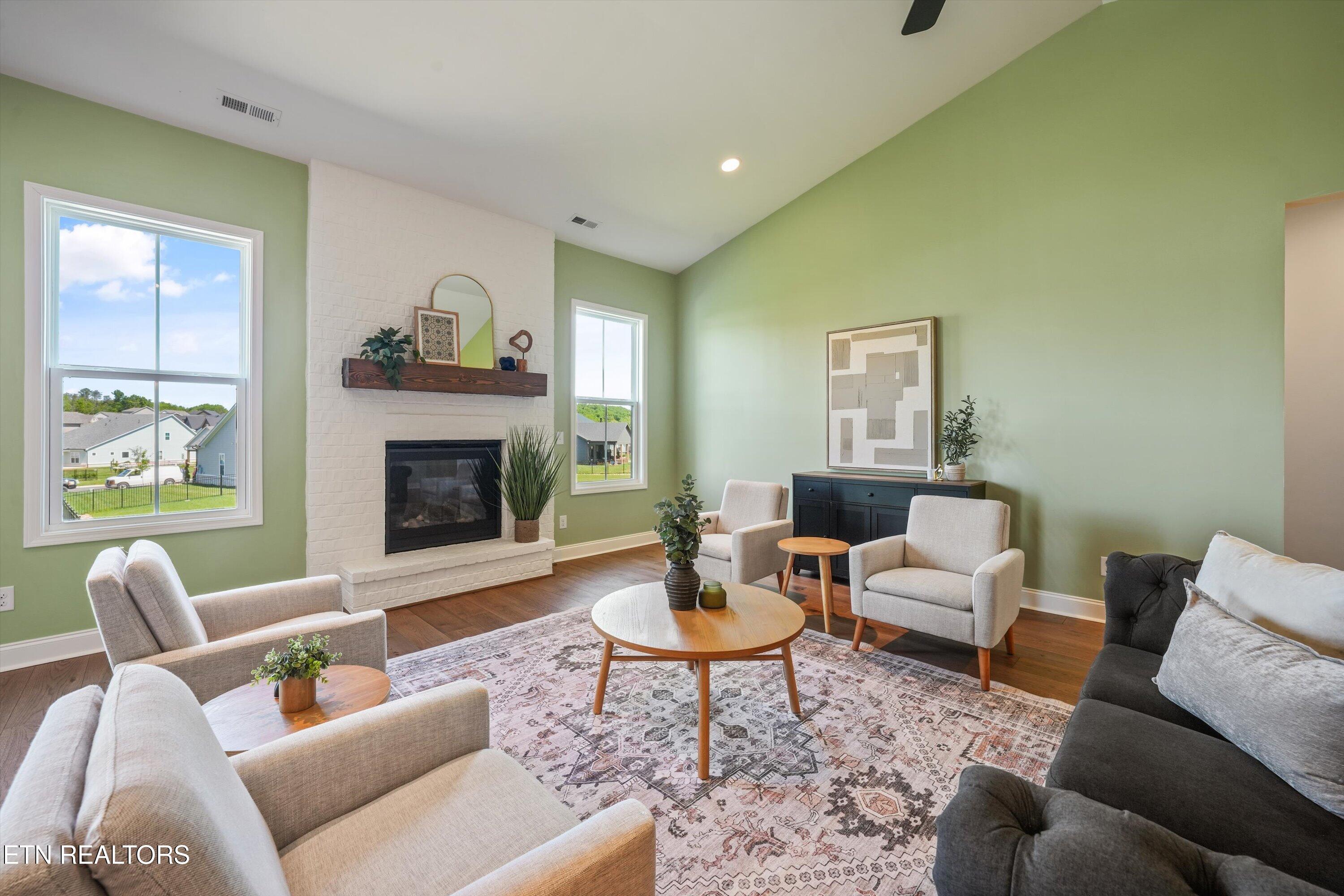 234 Clover Circle Lenoir City TN 37772
