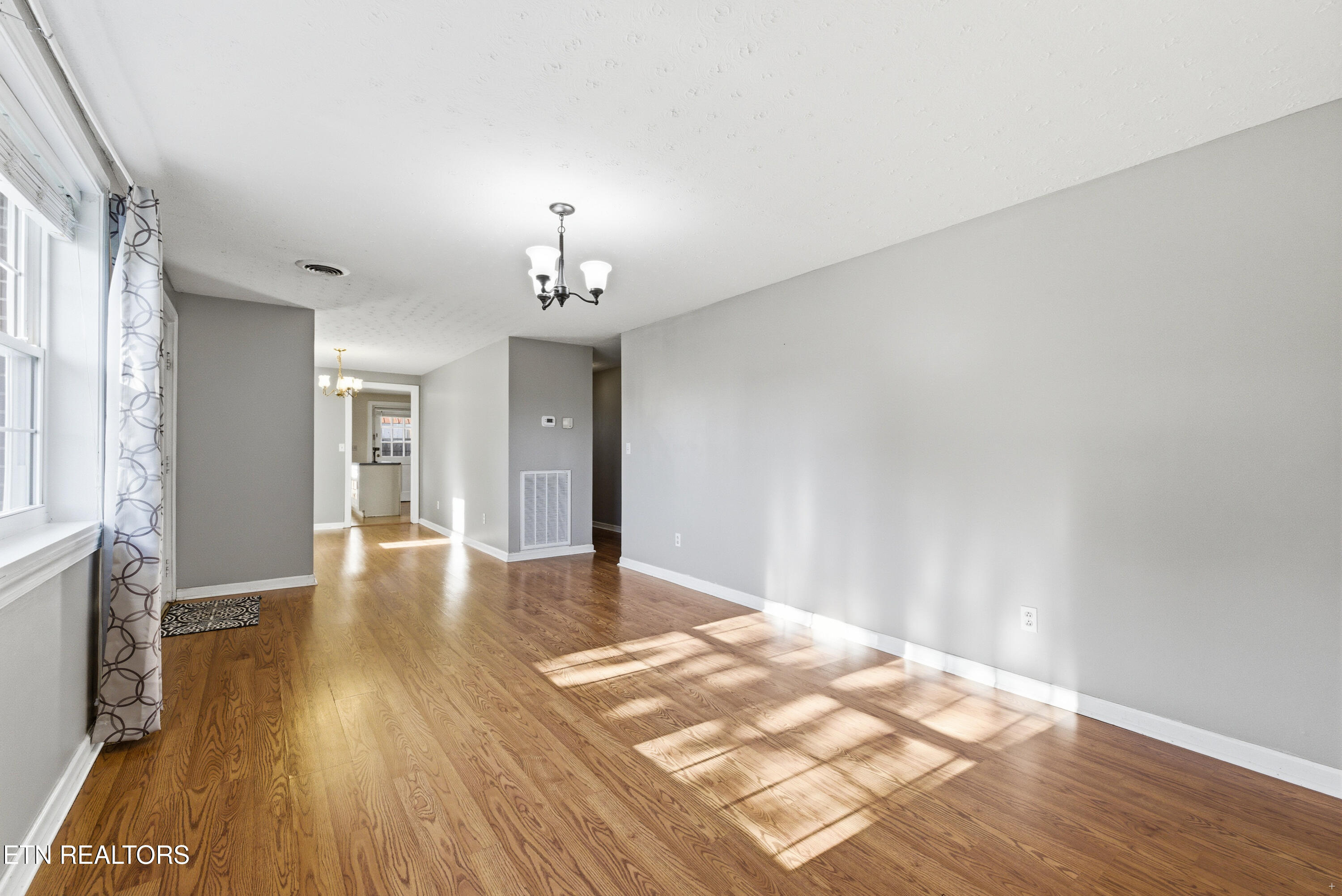 4620 Robinhood Circle Strawberry Plains TN 37871