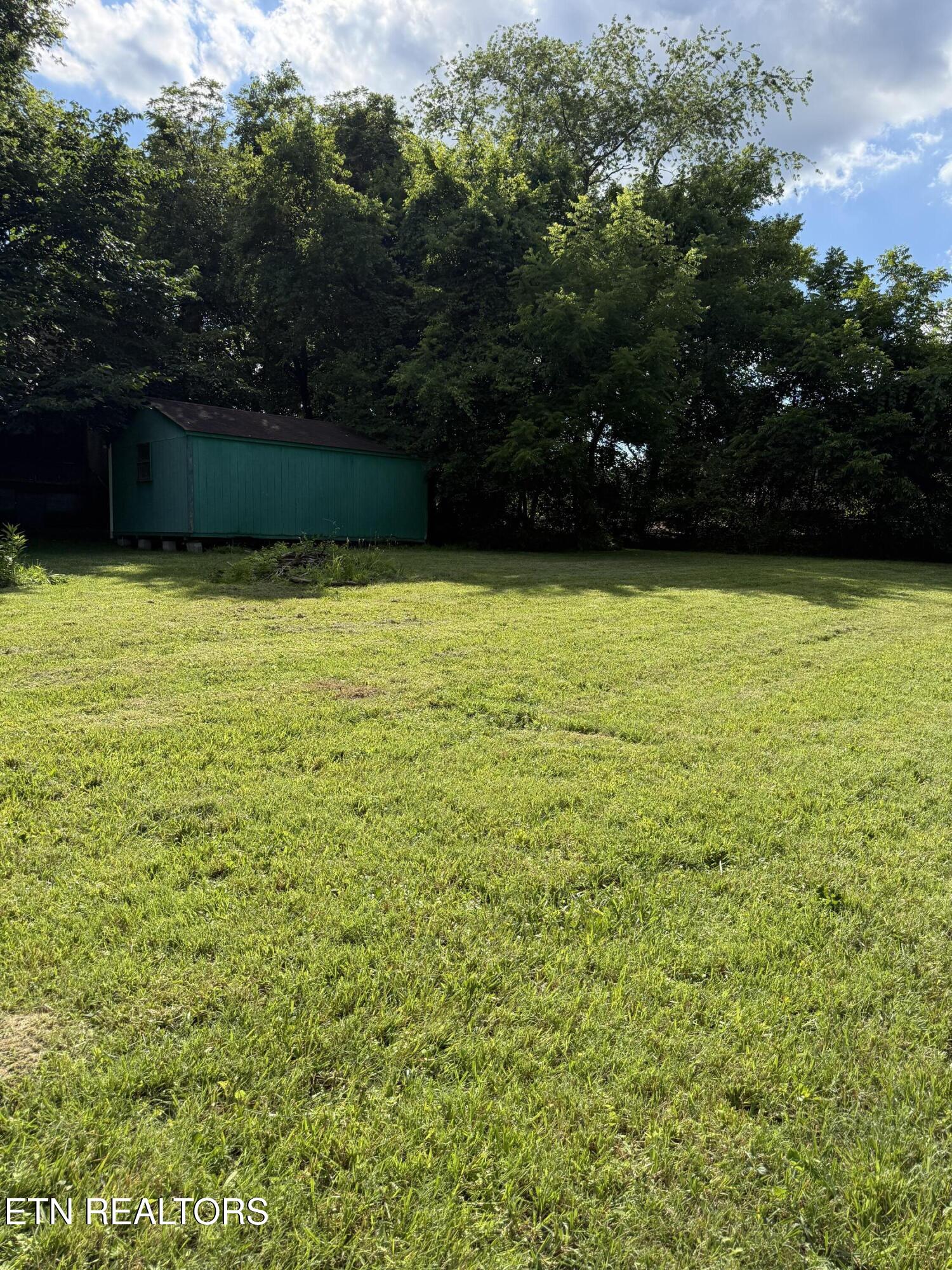 315 E Hardin Lane Sevierville TN 37862