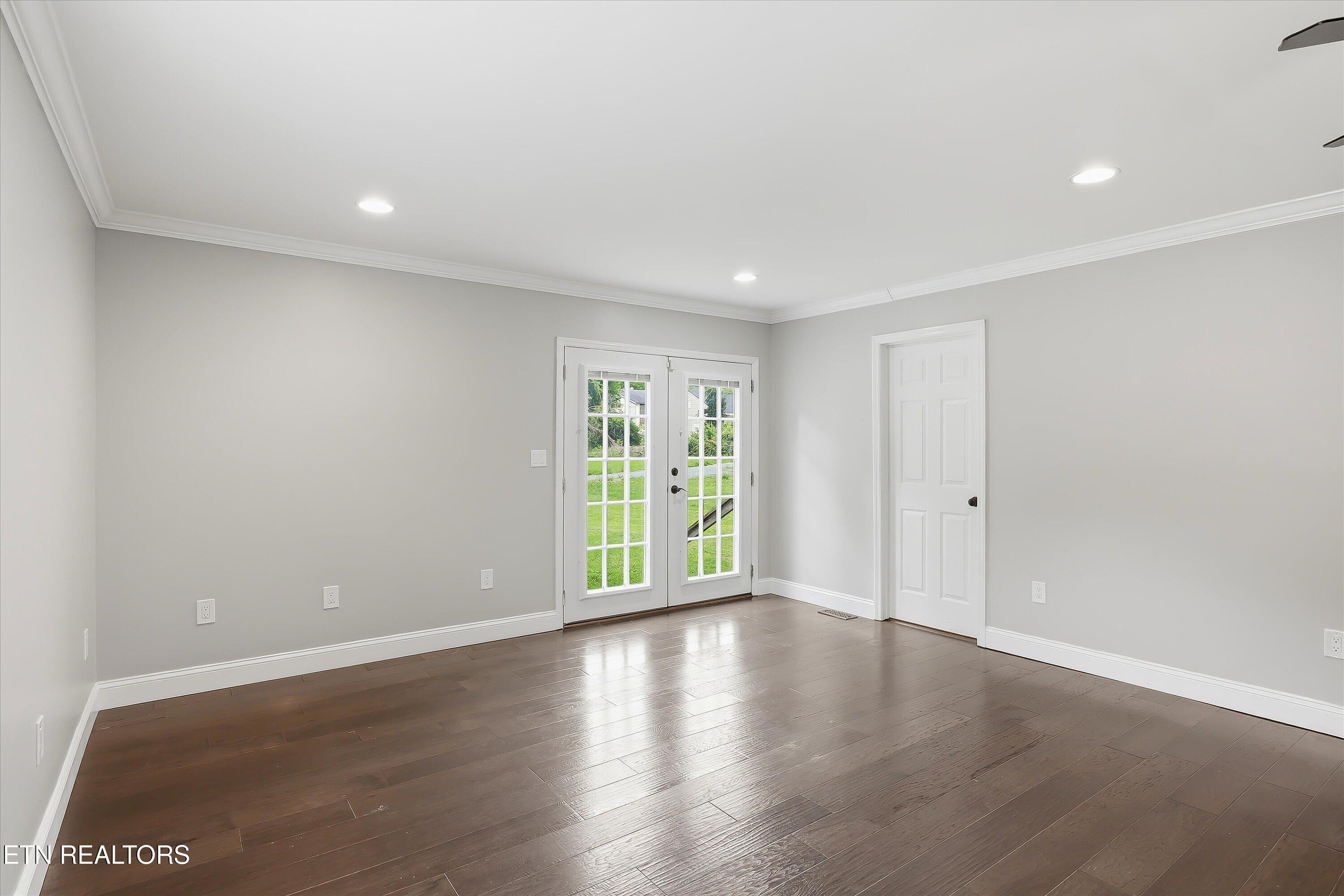 1426 Irwin Avenue Maryville TN 37804