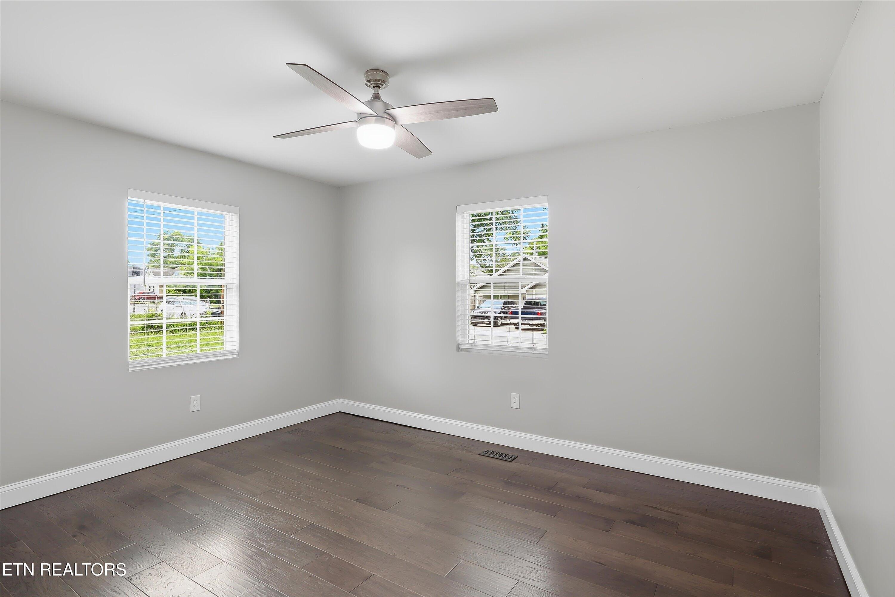 1426 Irwin Avenue Maryville TN 37804