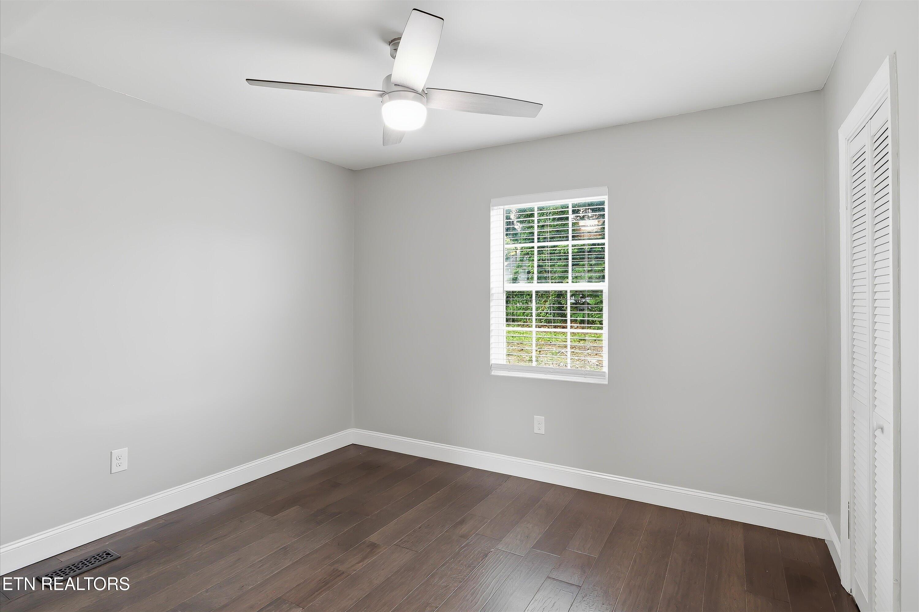 1426 Irwin Avenue Maryville TN 37804