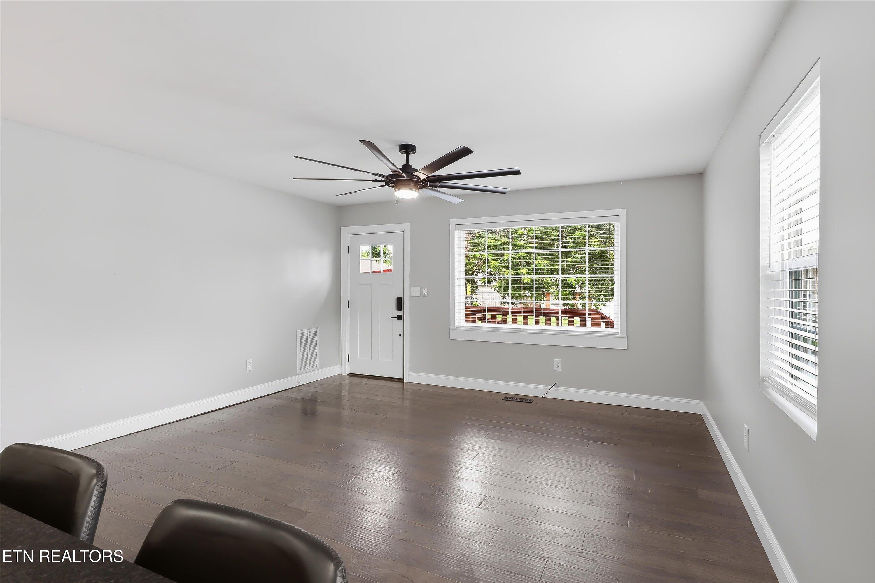 1426 Irwin Avenue Maryville TN 37804