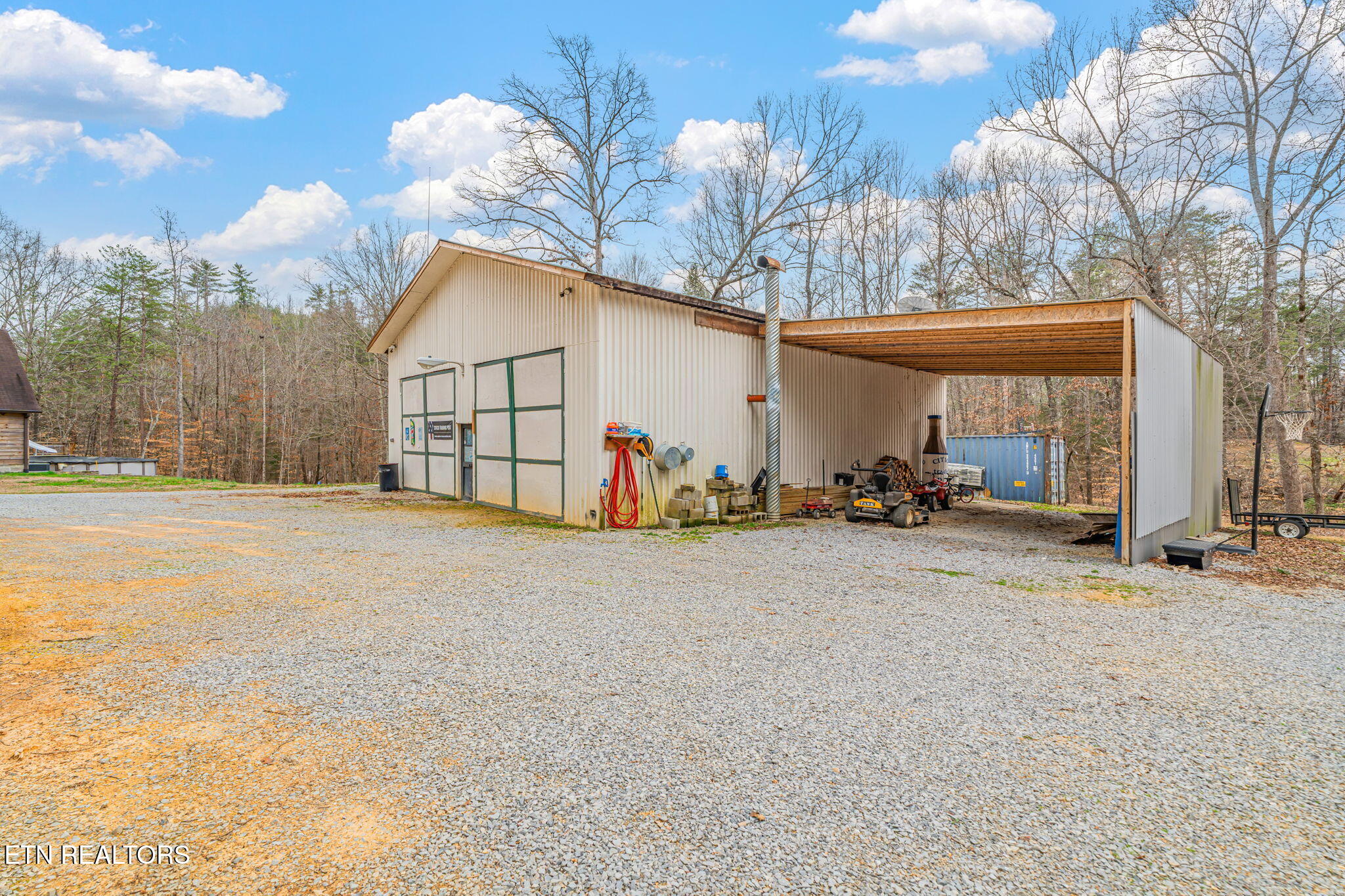113 Mcspadden Branch Road Vonore TN 37885