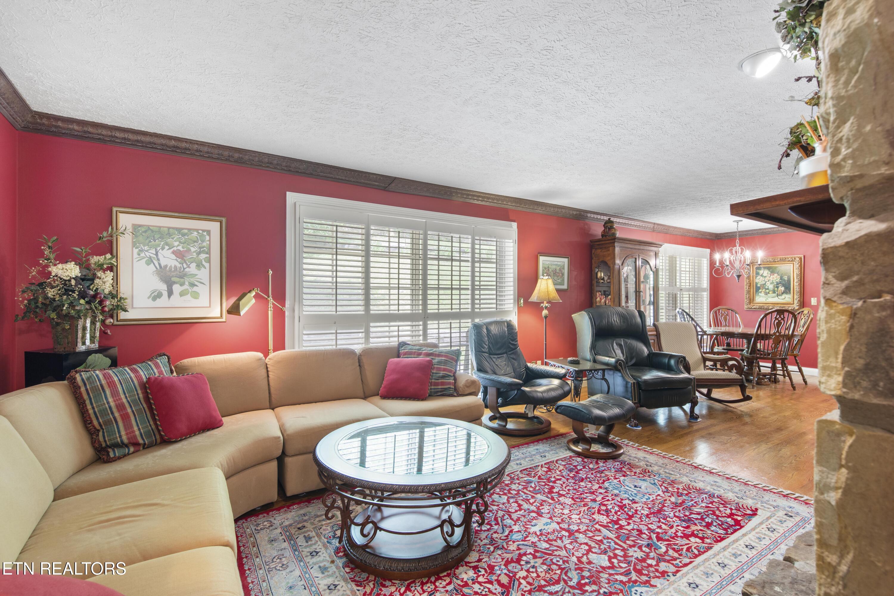 145 Lynn Avenue Jellico TN 37762