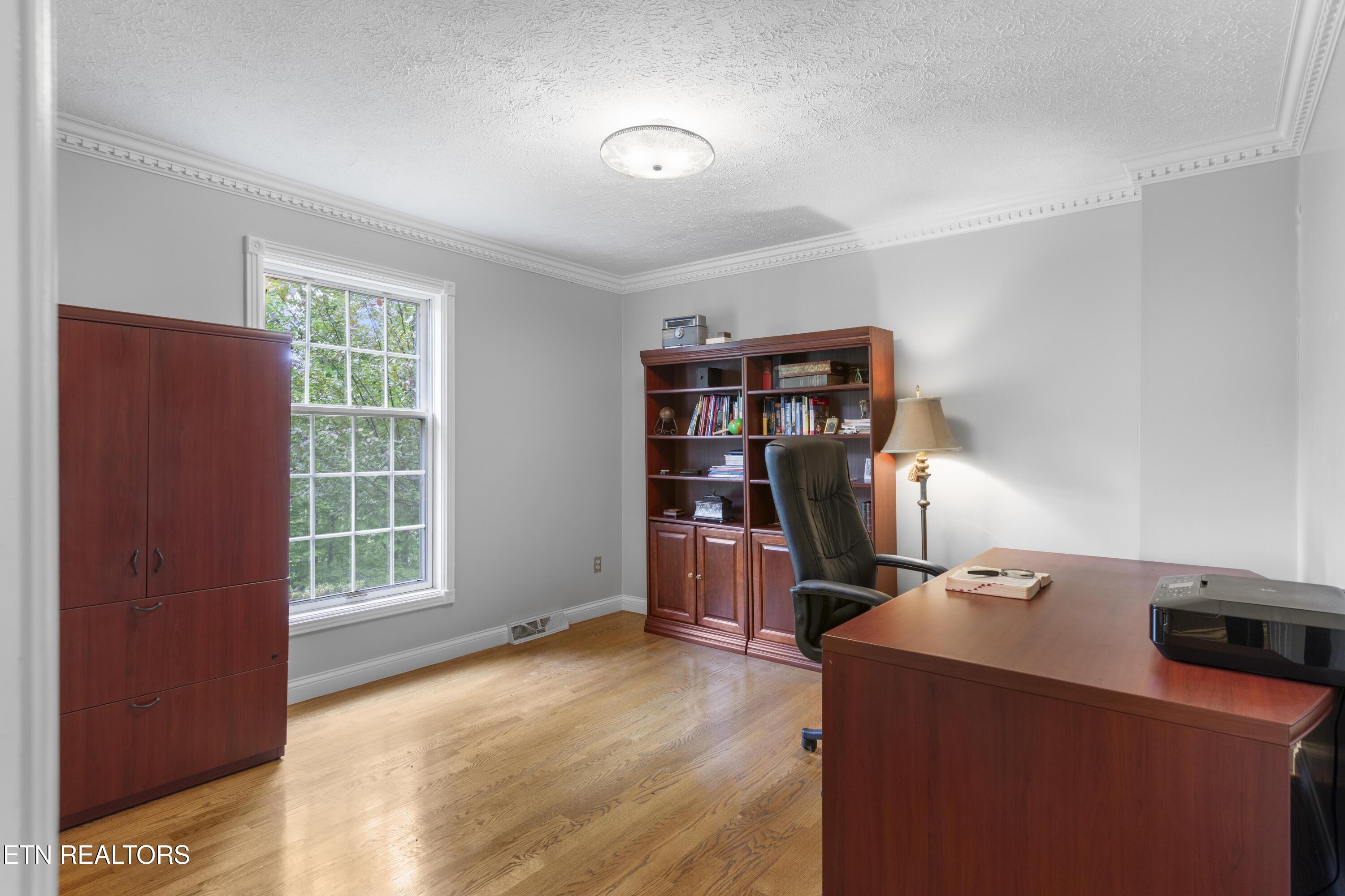 145 Lynn Avenue Jellico TN 37762