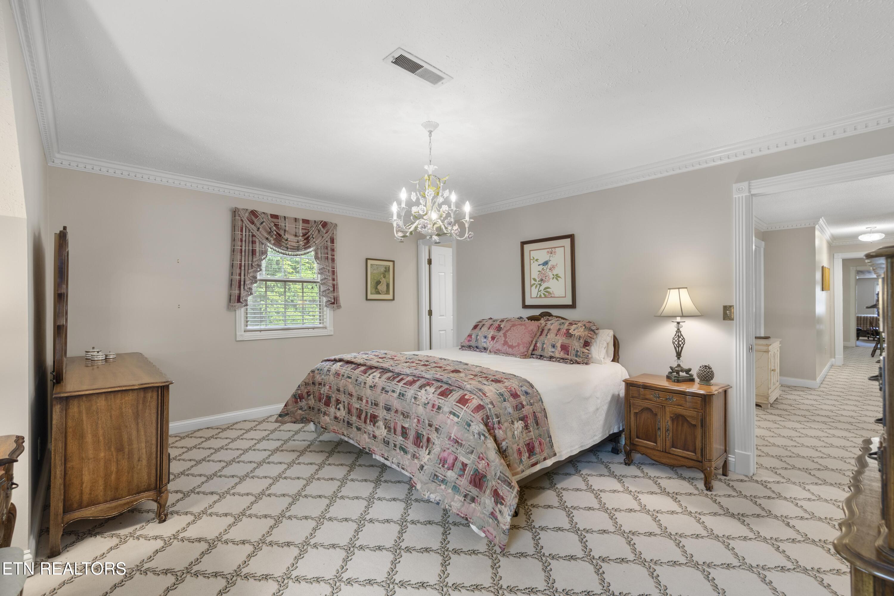 145 Lynn Avenue Jellico TN 37762