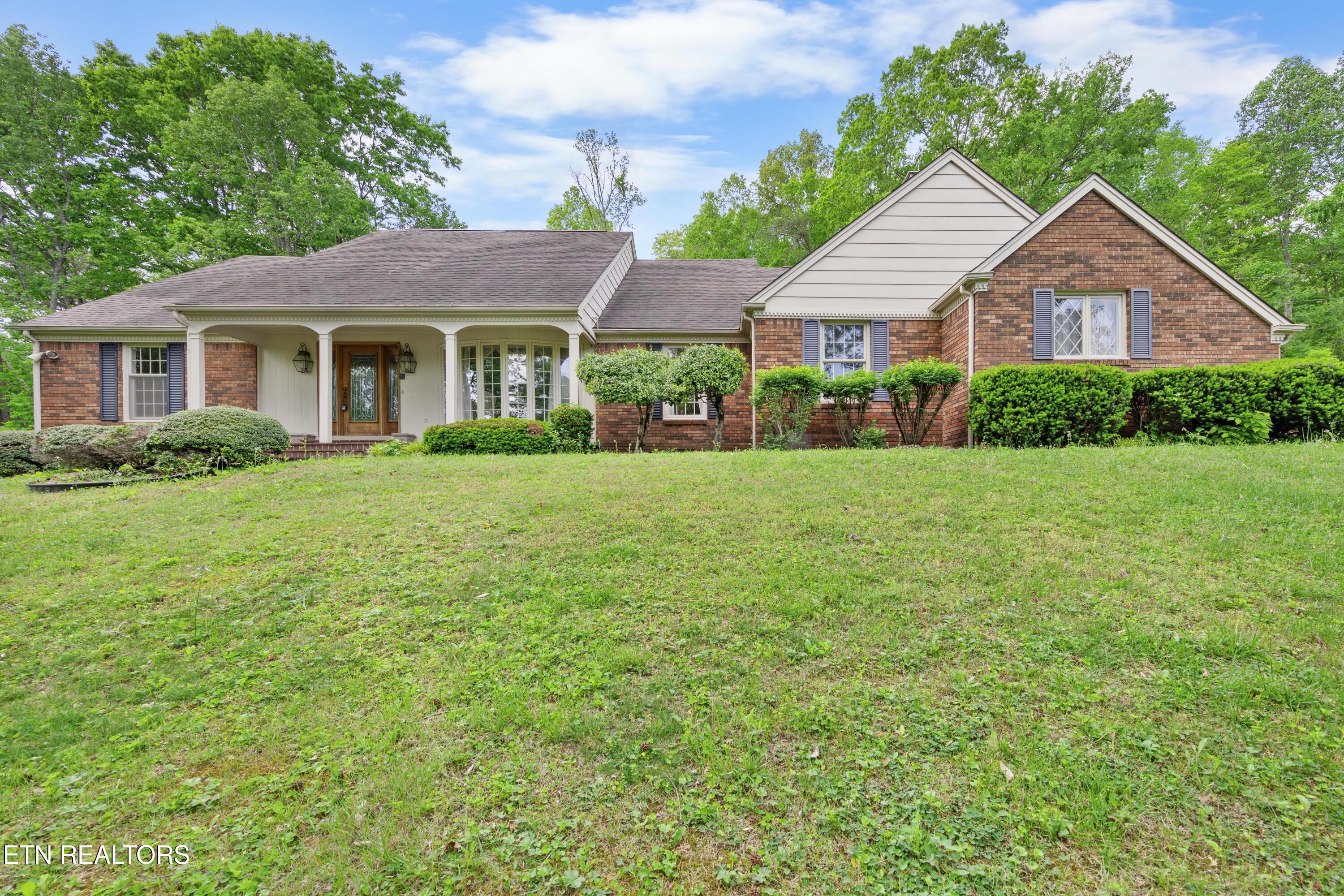 145 Lynn Avenue Jellico TN 37762