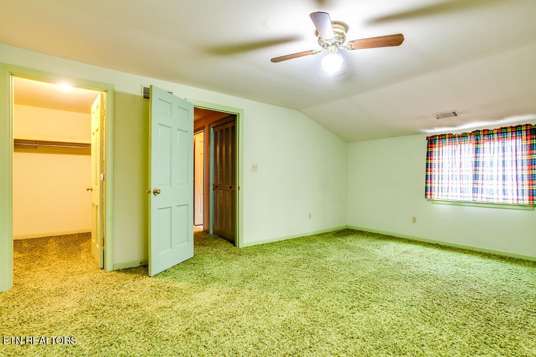 52 Deer Ridge Road Norris TN 37828
