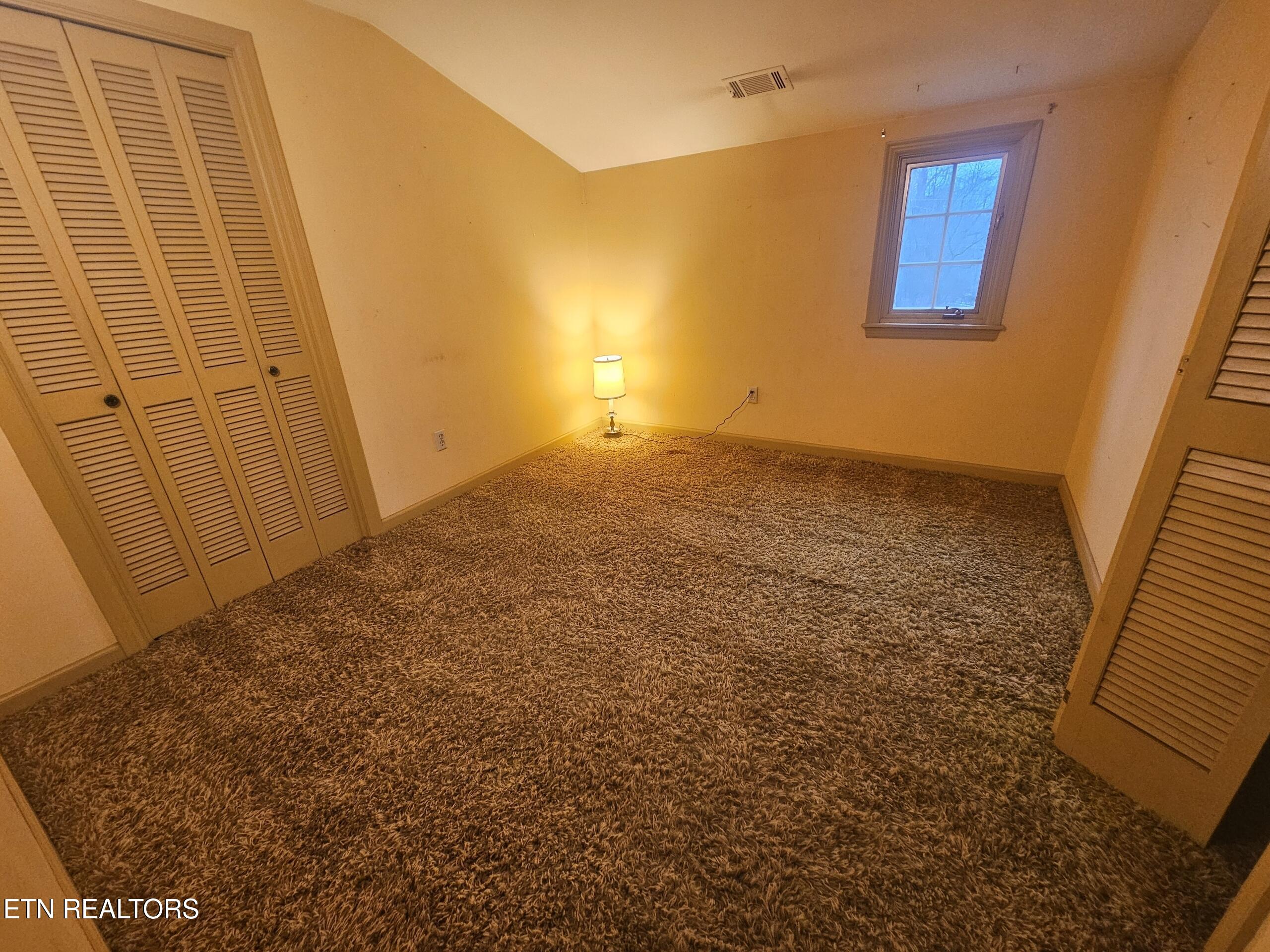 52 Deer Ridge Road Norris TN 37828