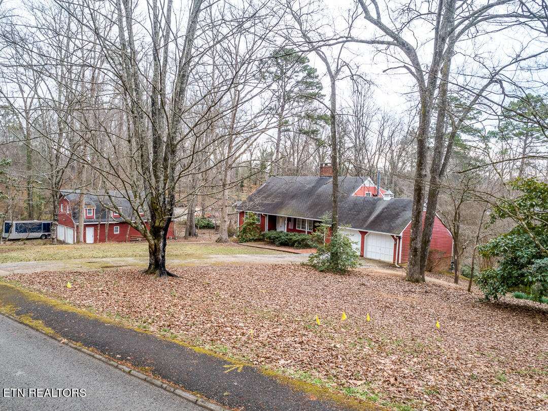 52 Deer Ridge Road Norris TN 37828