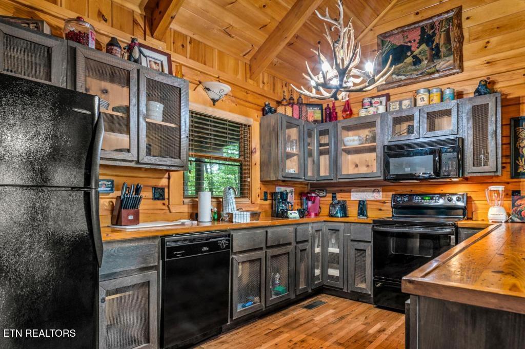 4408 Ashli Erin Way Gatlinburg TN 37738