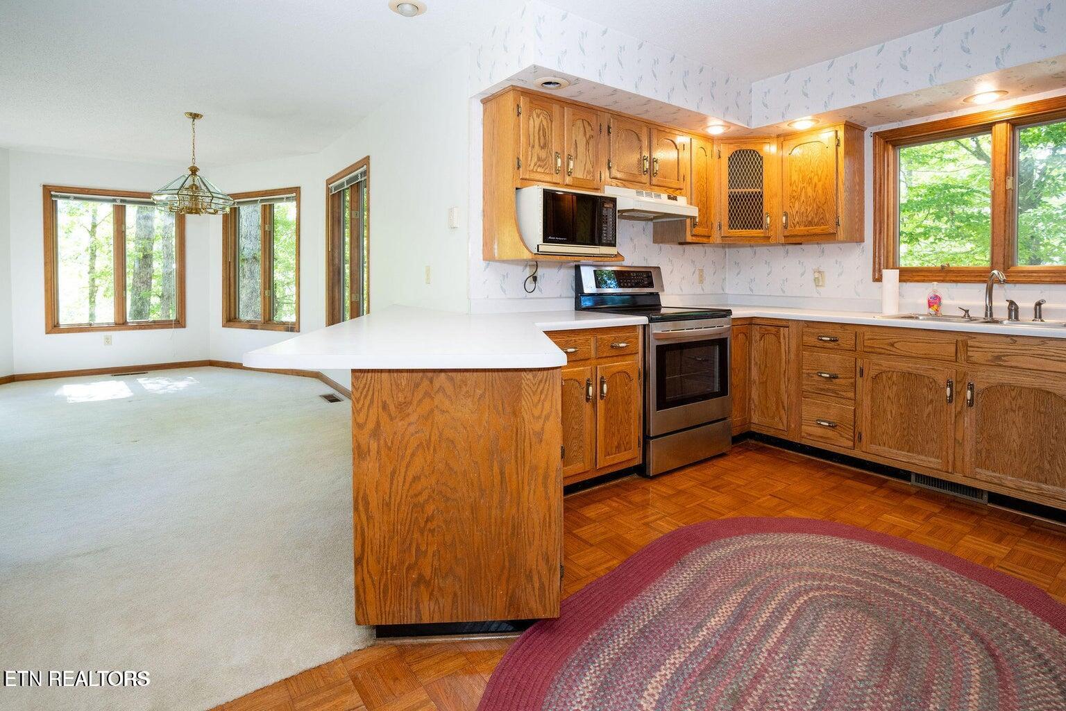 310 White Cap Lane Pigeon Forge TN 37863