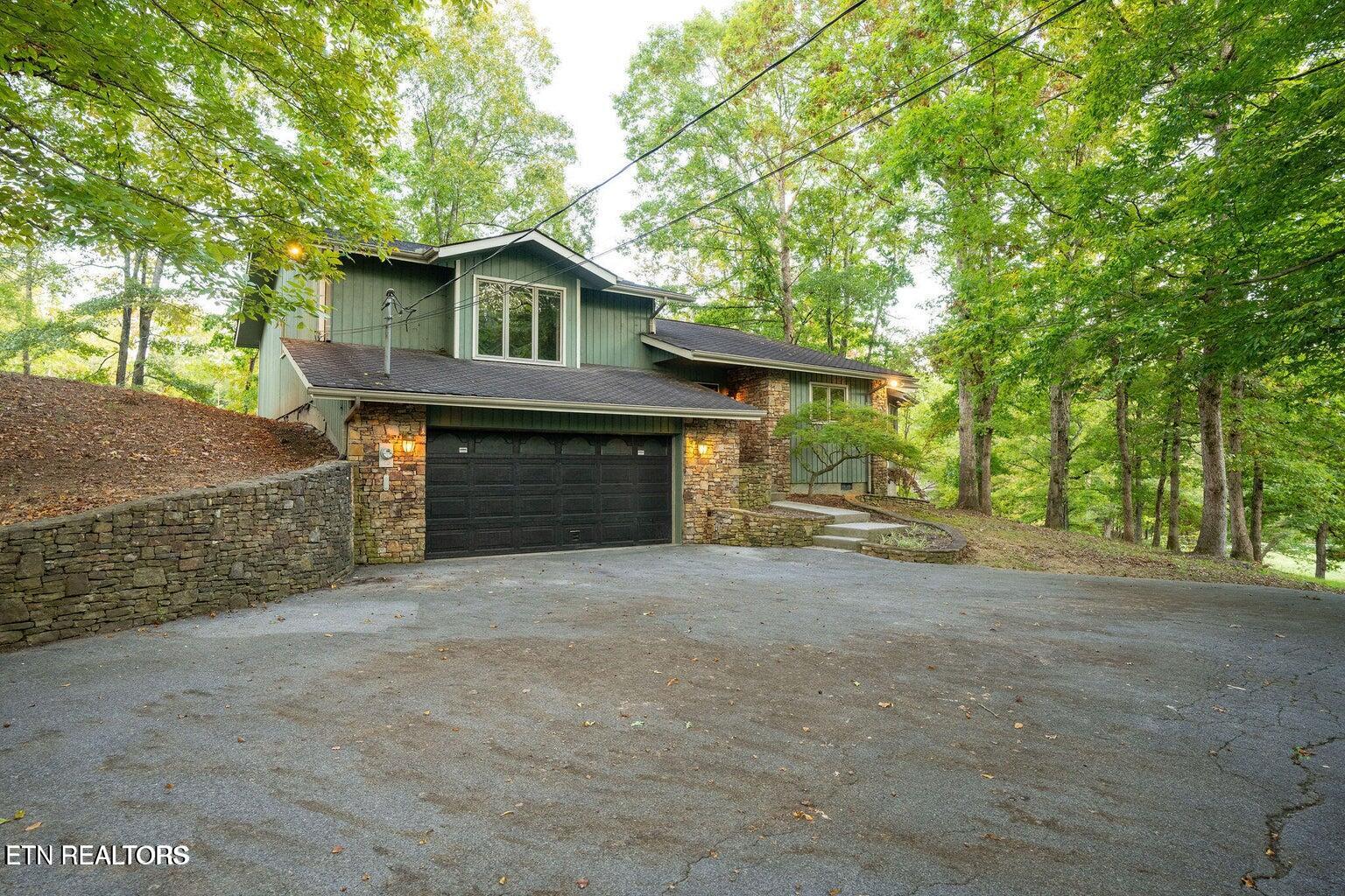 310 White Cap Lane Pigeon Forge TN 37863
