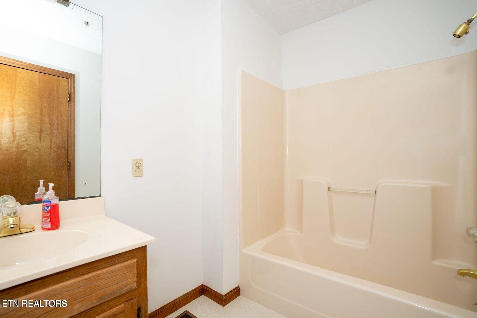 310 White Cap Lane Pigeon Forge TN 37863