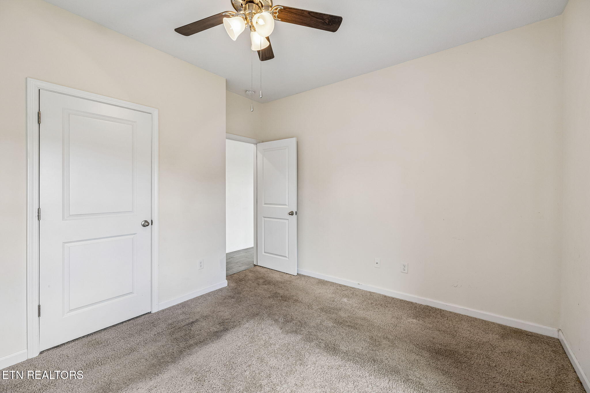 998 Stone Creek Drive Loudon TN 37774