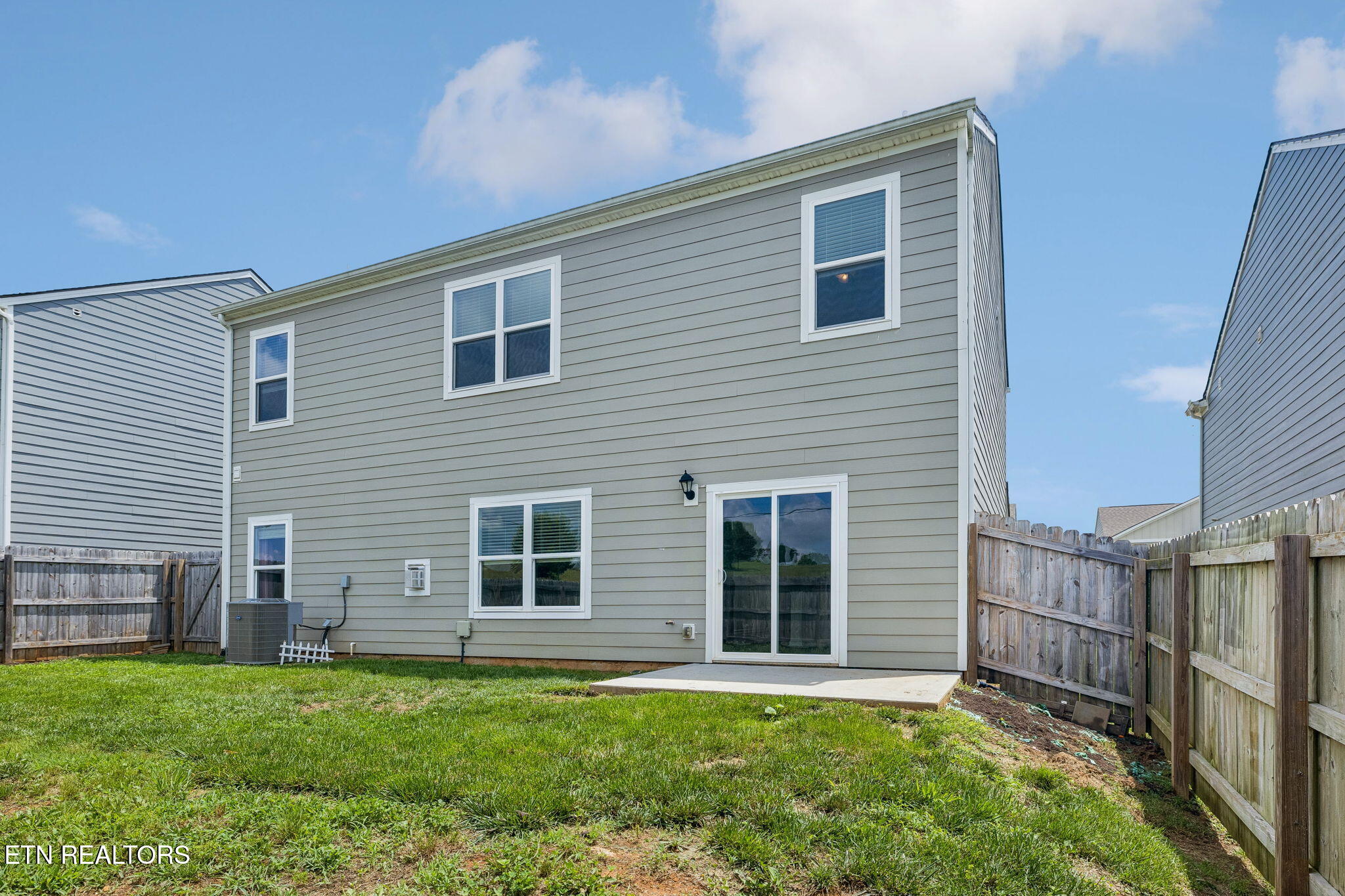 998 Stone Creek Drive Loudon TN 37774