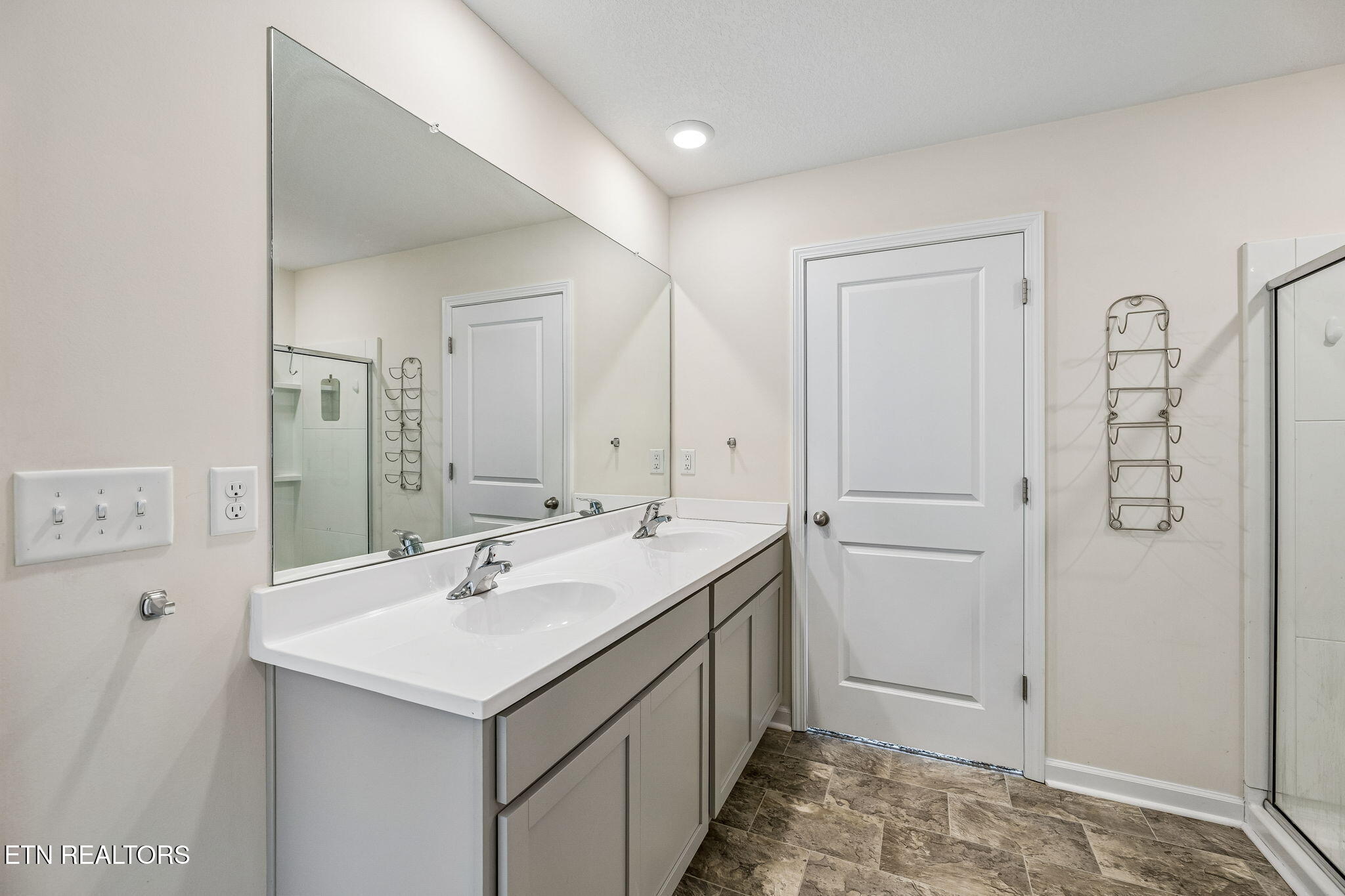 998 Stone Creek Drive Loudon TN 37774