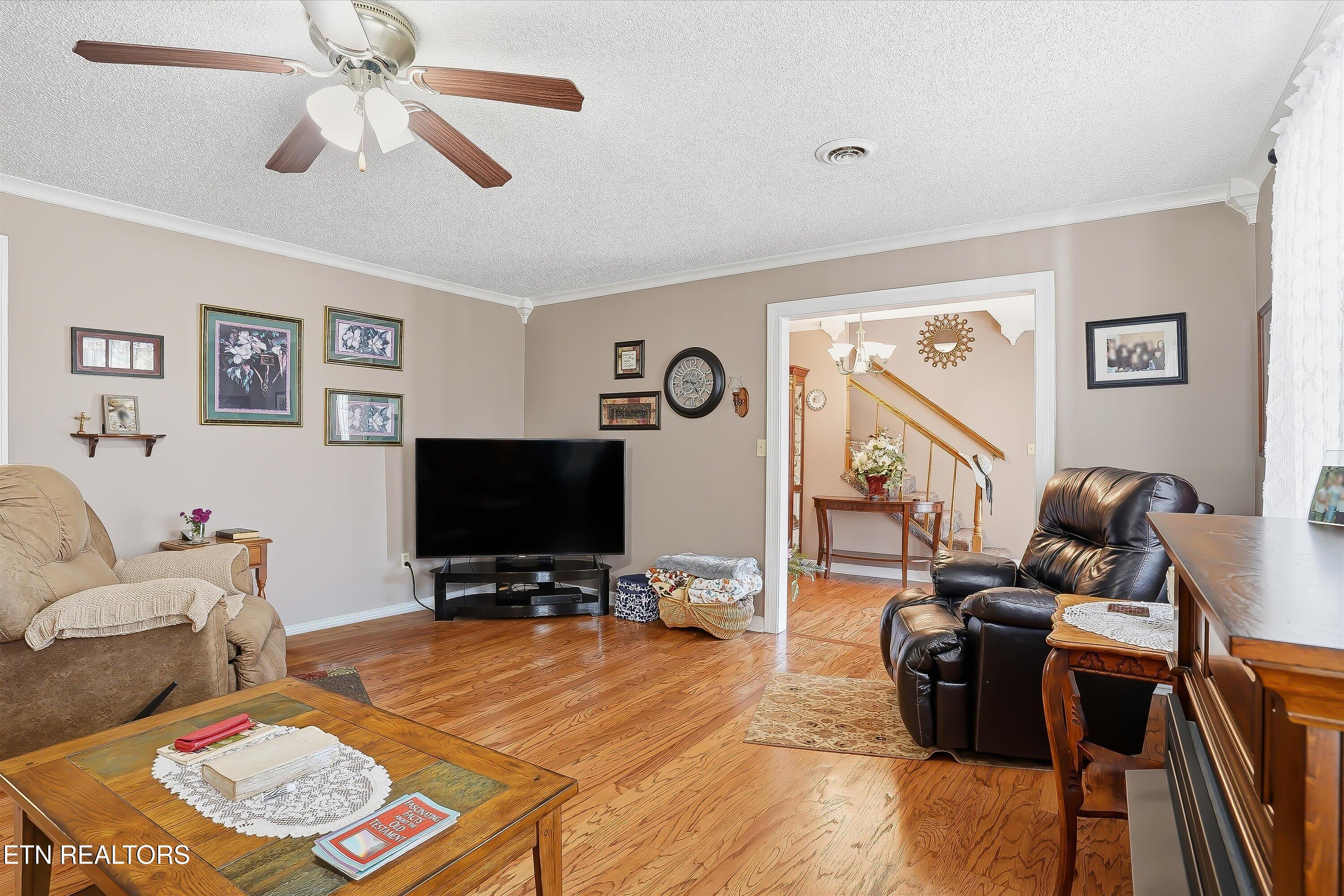 1569 Hollis Poore Road Jamestown TN 38556