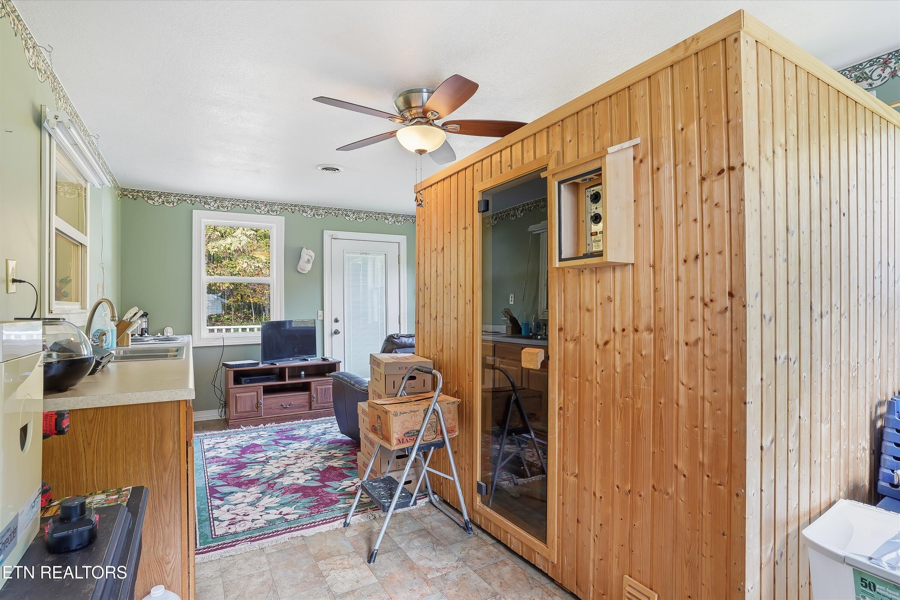 1569 Hollis Poore Road Jamestown TN 38556