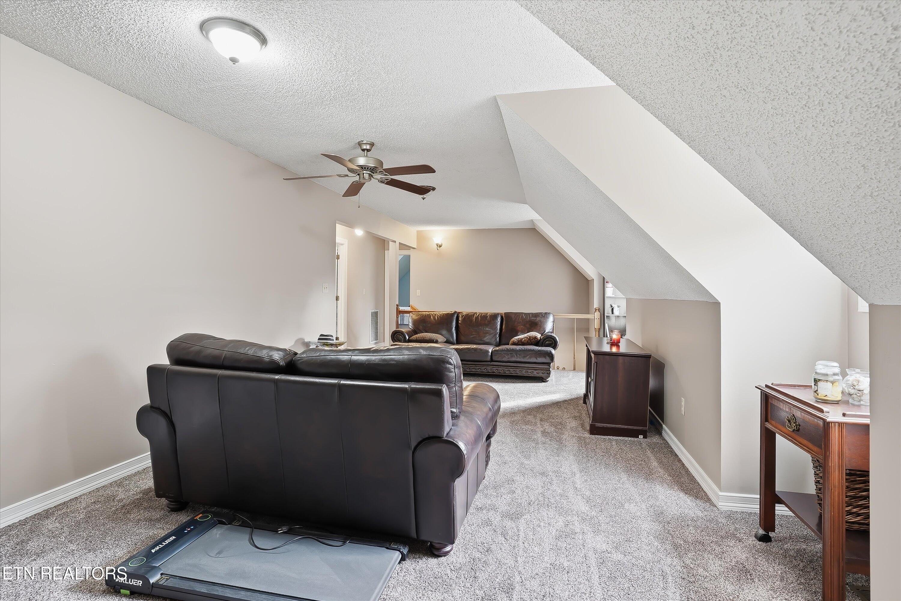 1569 Hollis Poore Road Jamestown TN 38556