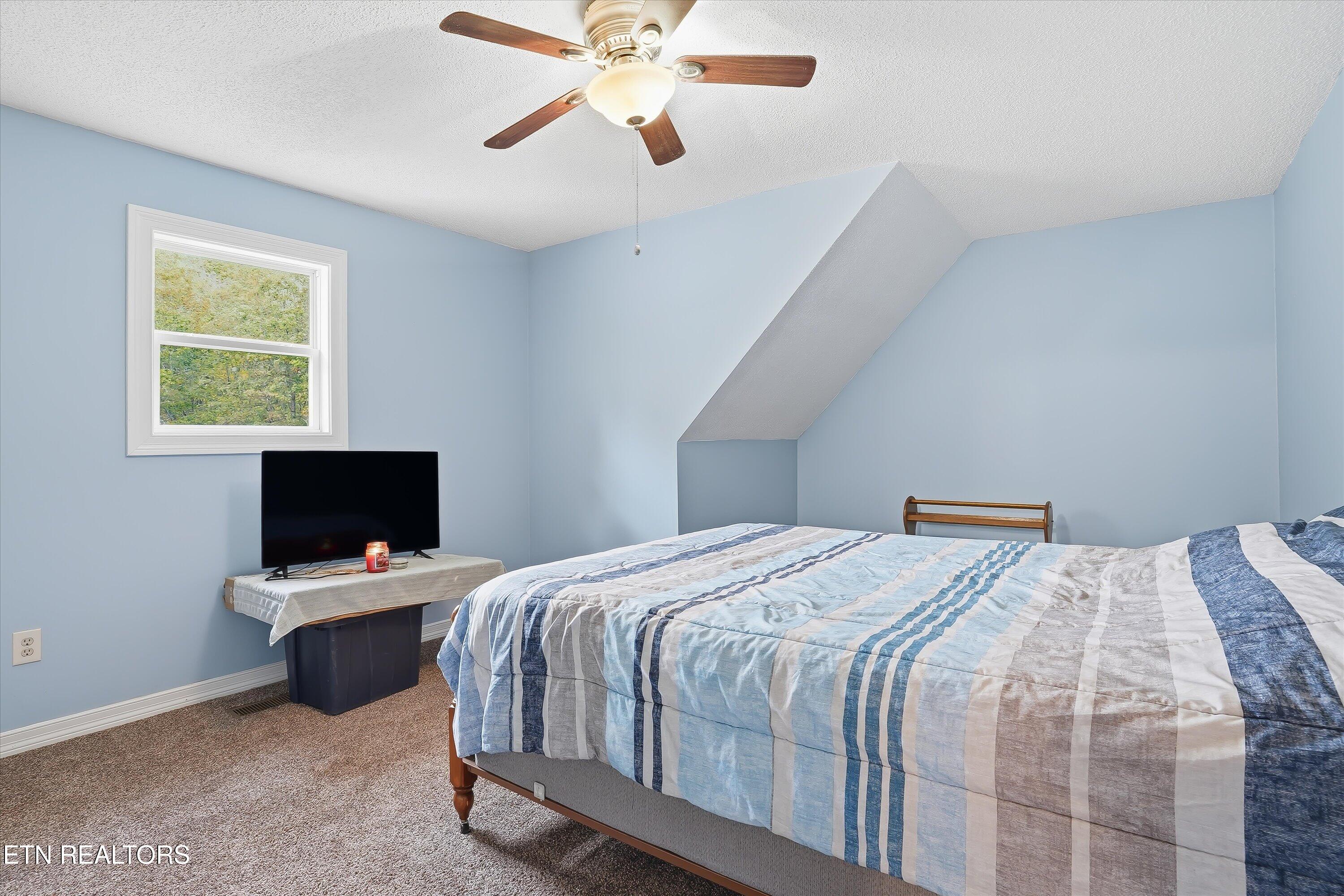 1569 Hollis Poore Road Jamestown TN 38556